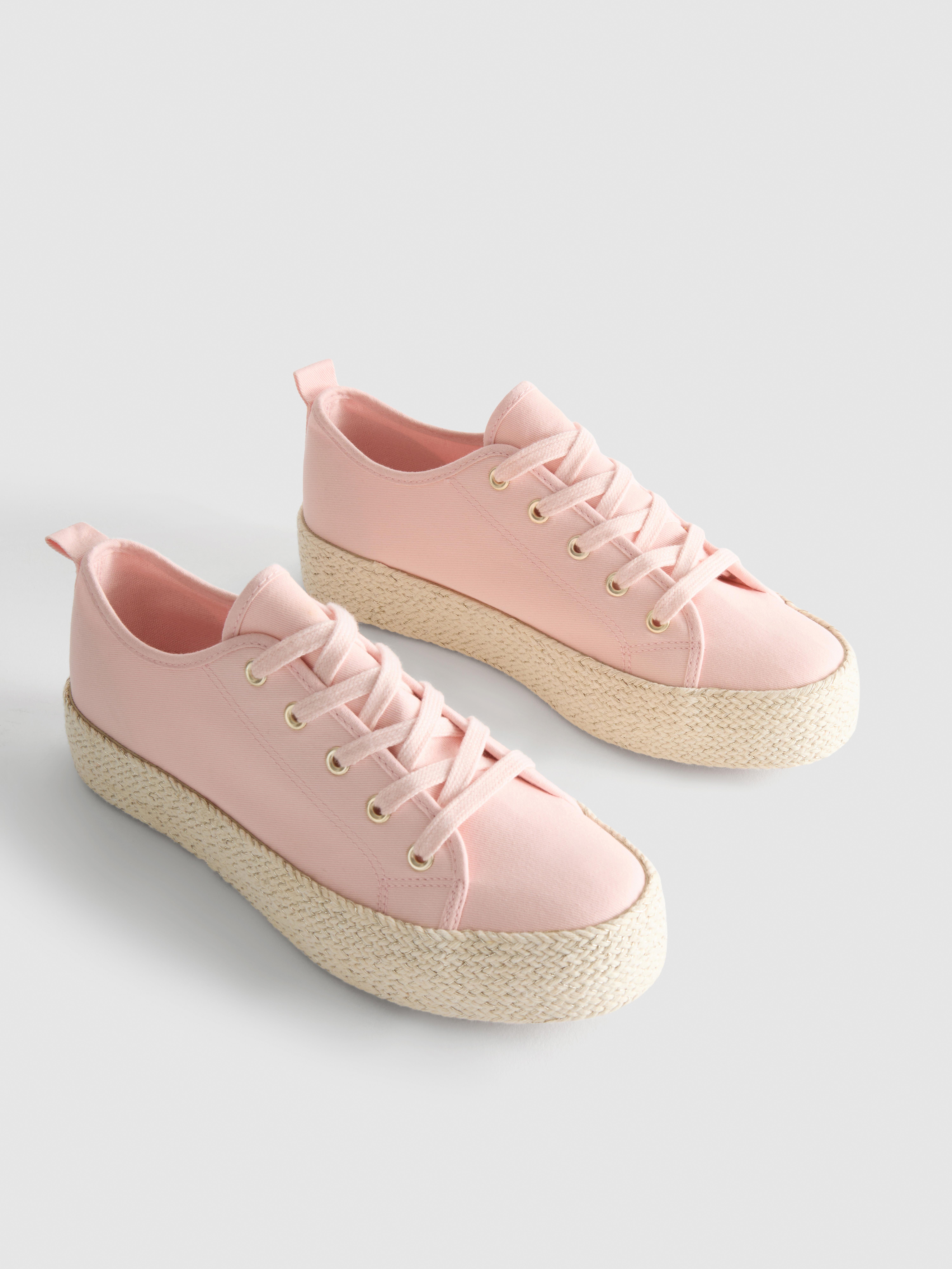 Canvas-Sneaker mit Jute-Flatform