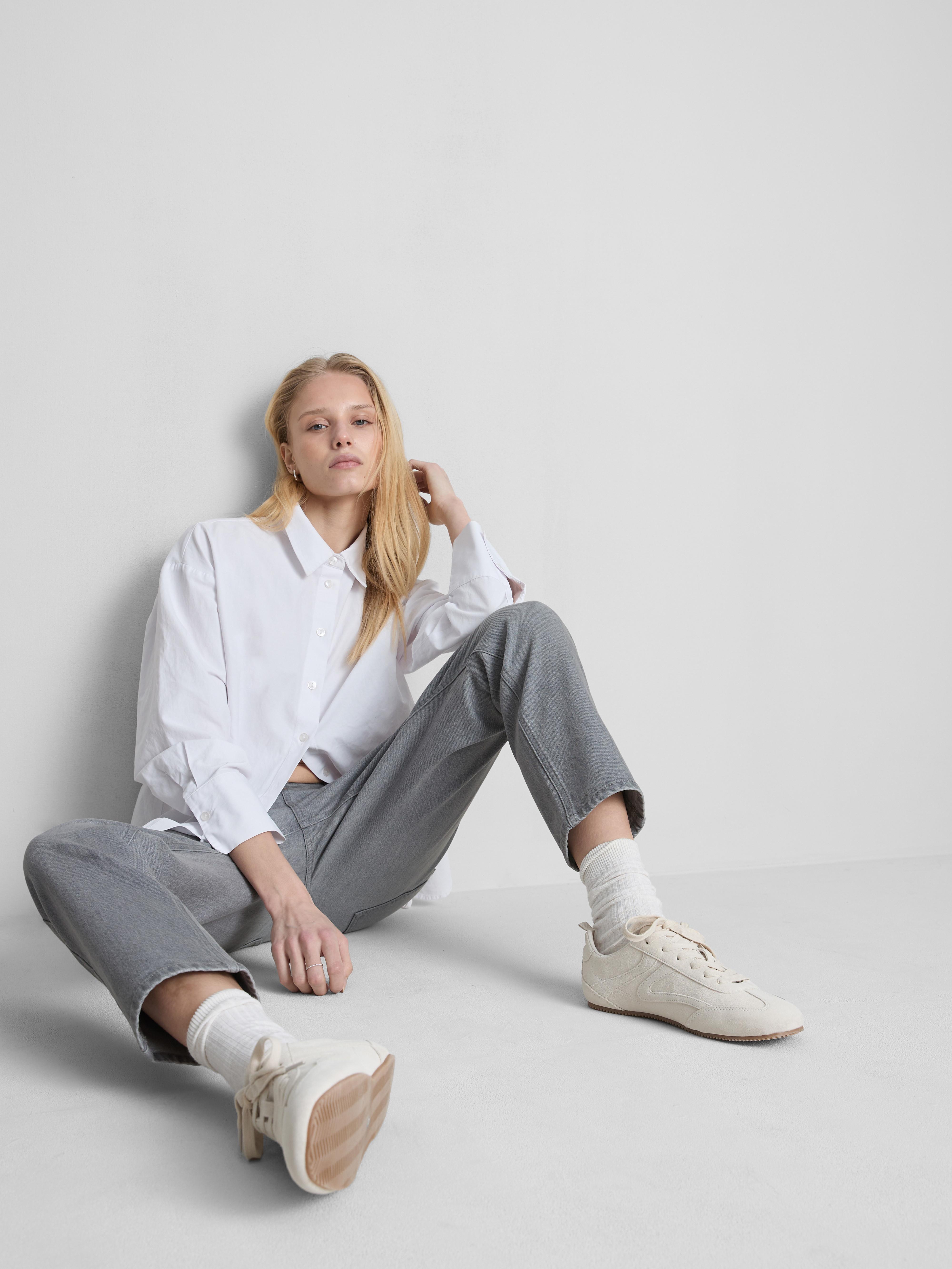 Mid Rise Slim Straight Leg Jeans