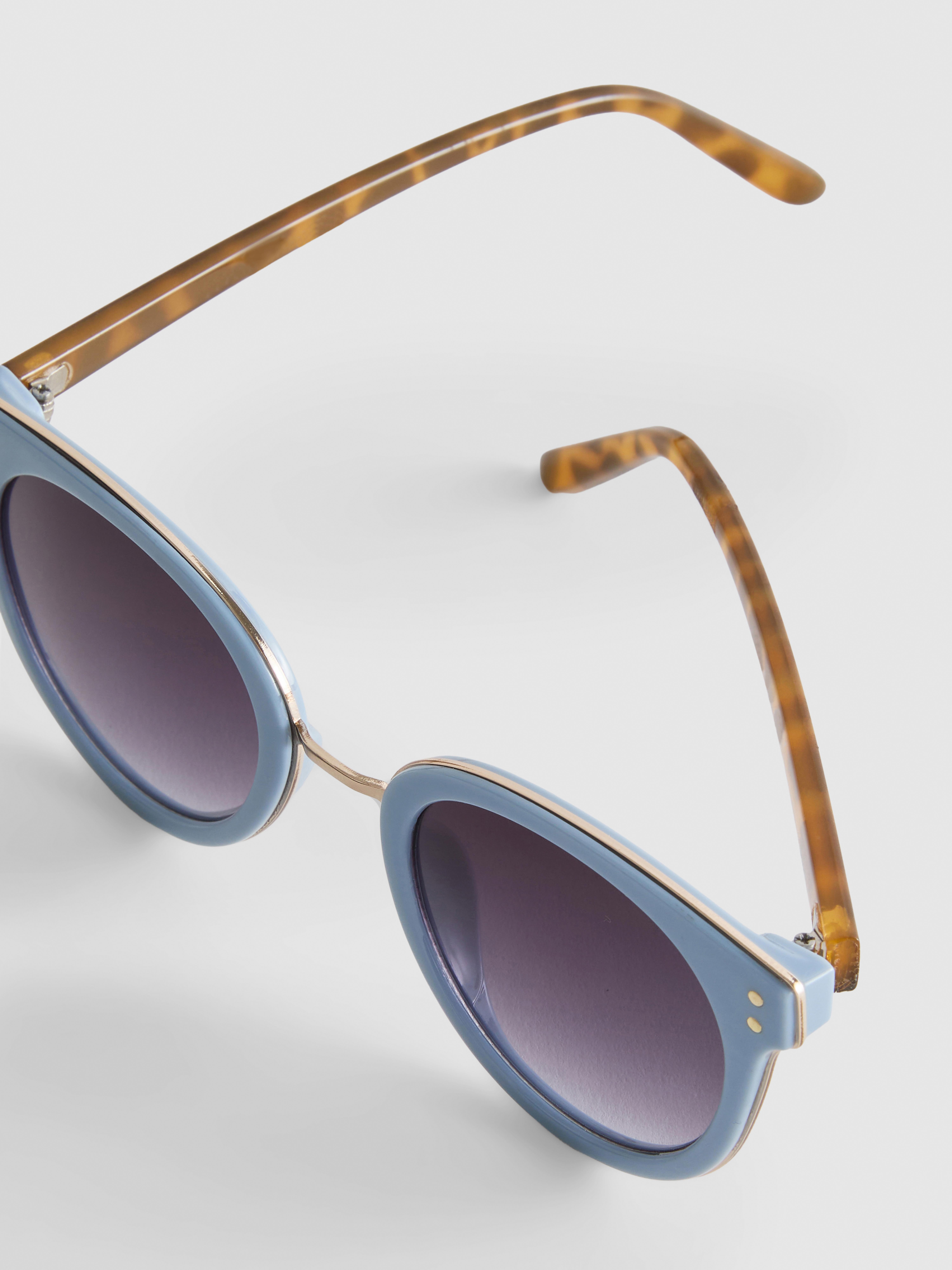 MARK BY MARK CAT-EYE TWO-TONE SUNGLASSES Eyebobs Bench Mark Ladies Polarized Sunglasses 4 Lens Colors  main image 4