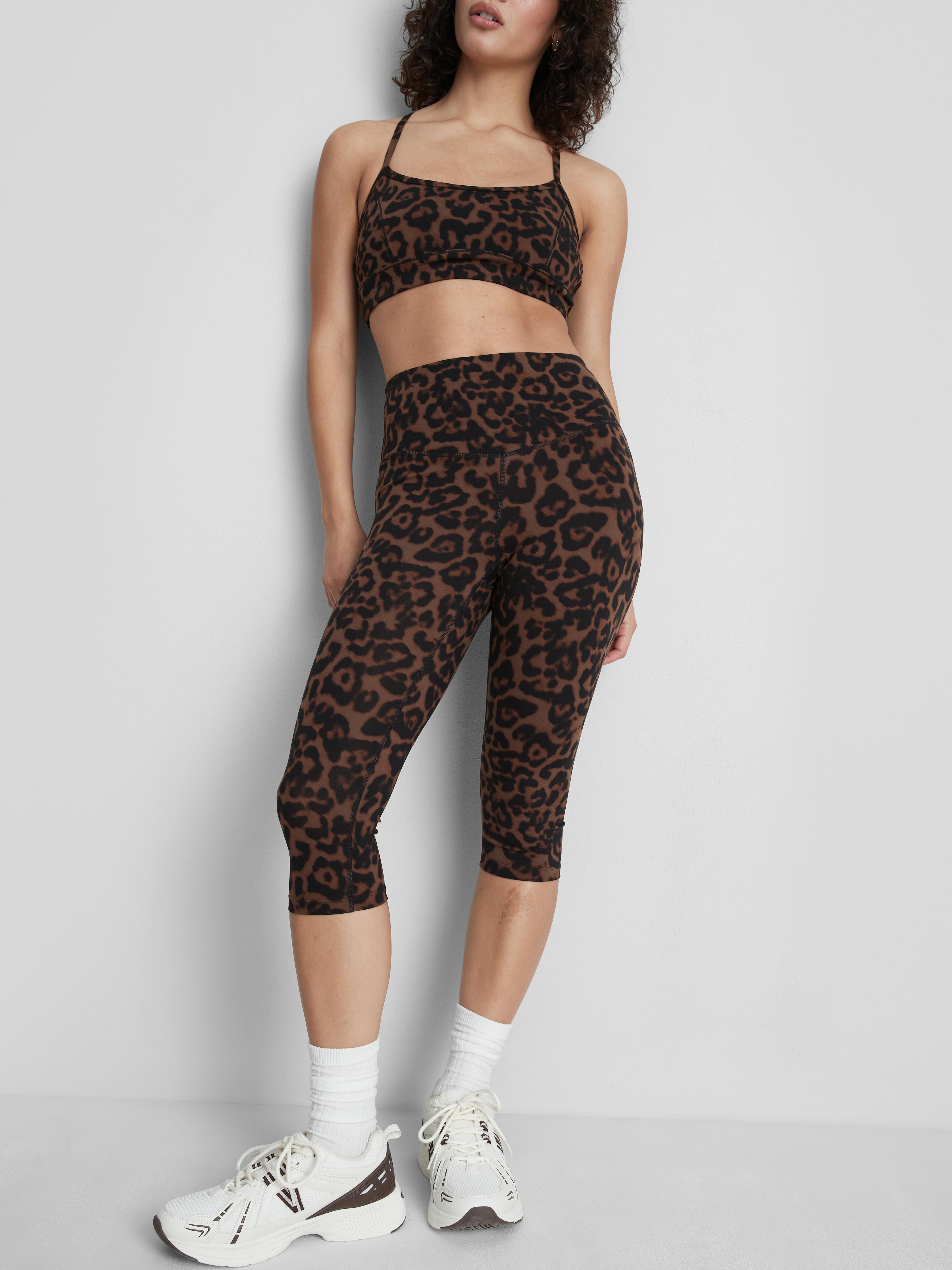 Active-Capri-Leggings mit Leopardenmuster
