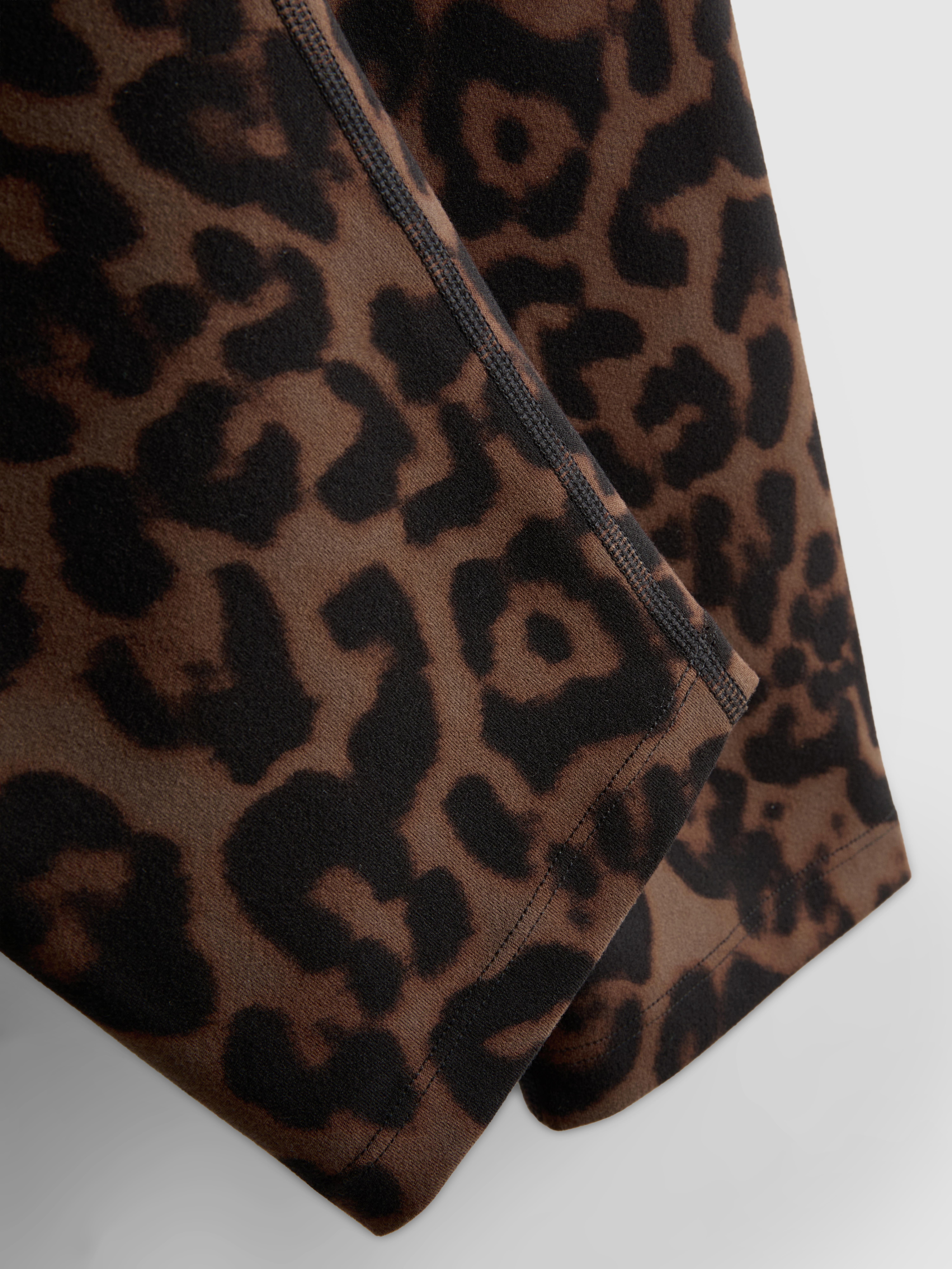 Active-Capri-Leggings mit Leopardenmuster