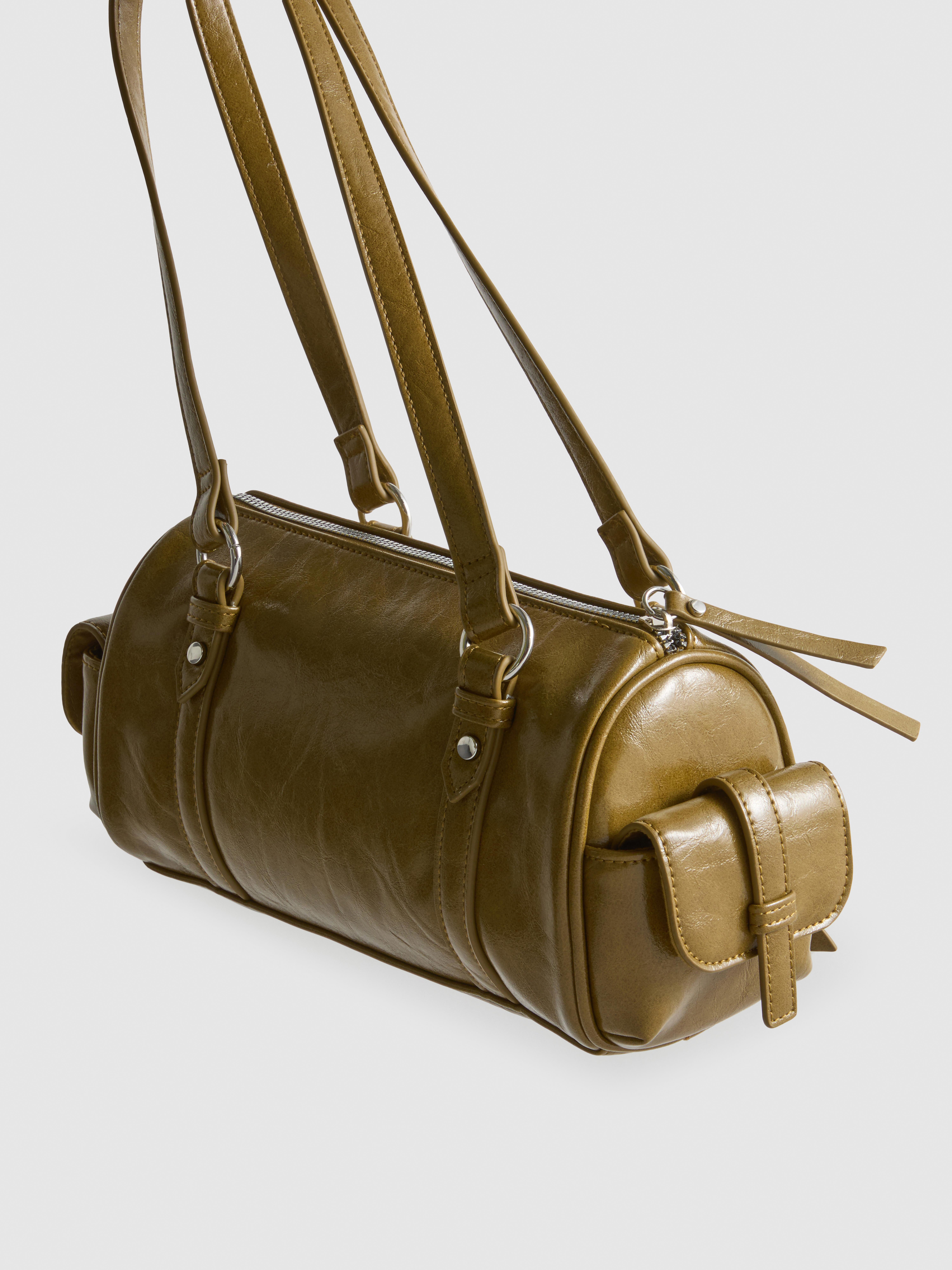 Bowlingtasche aus Kunstleder im Used-Look