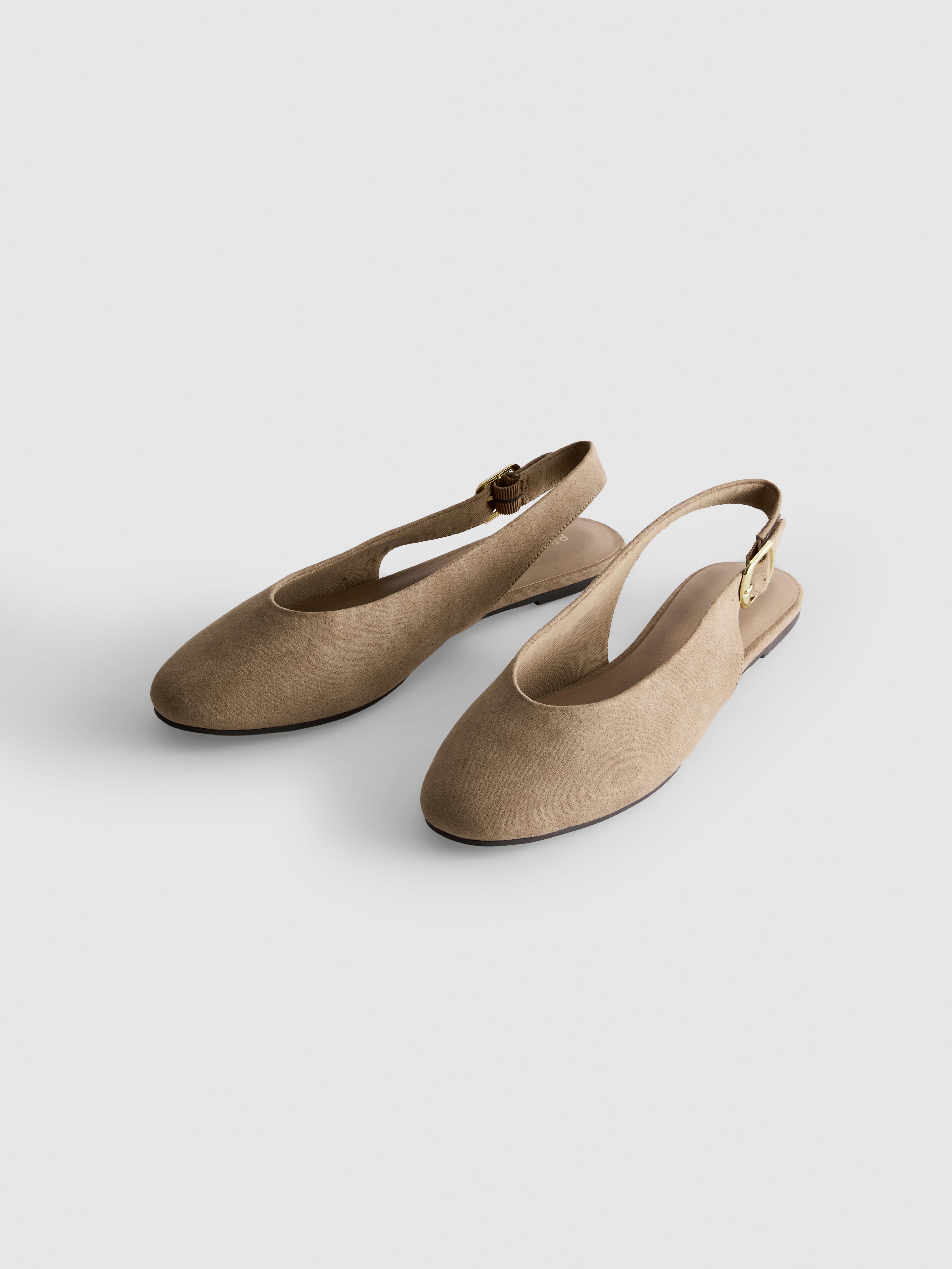 Ballerines à talon ouvert