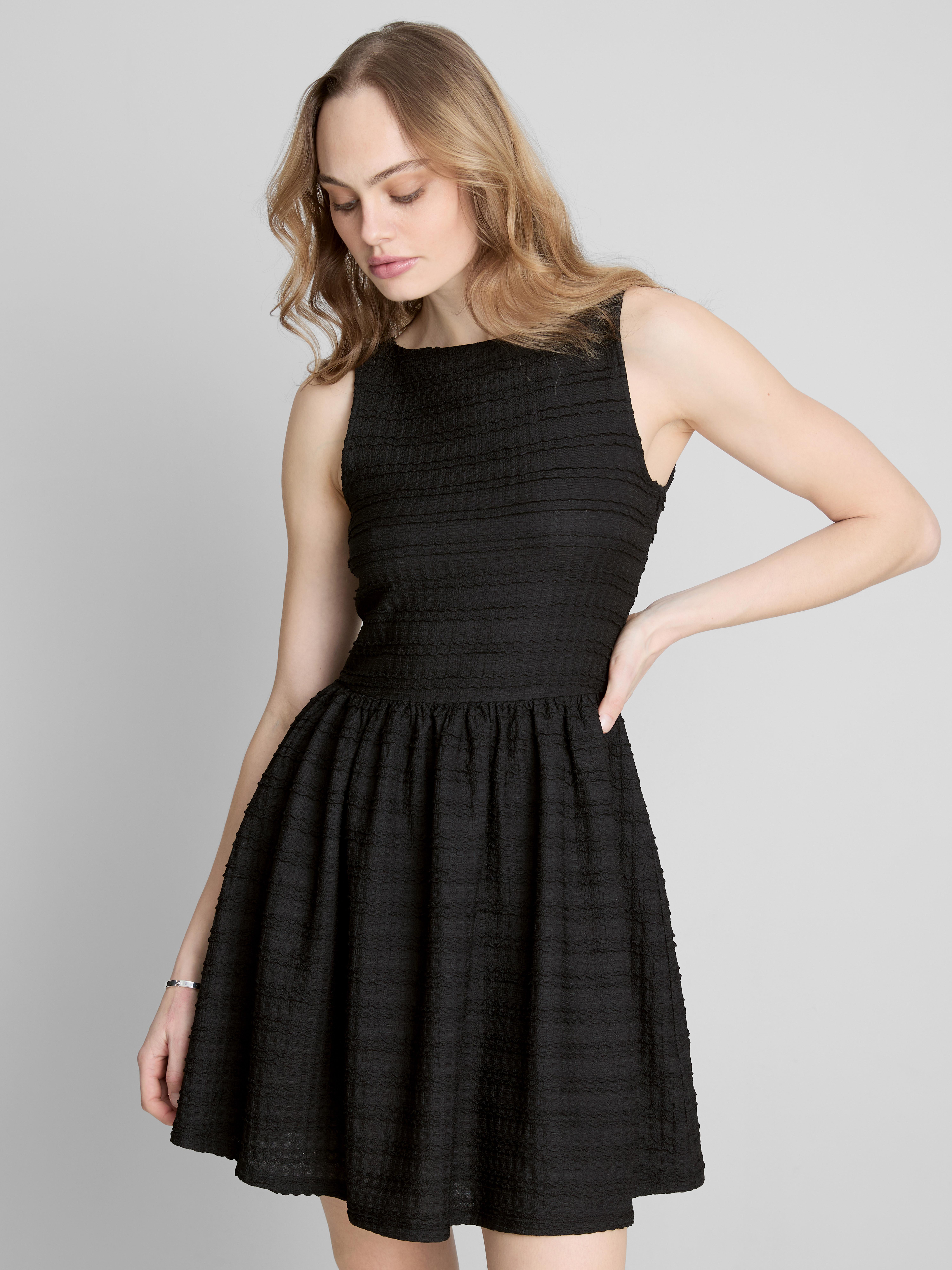 Rochie mini încrețită texturată