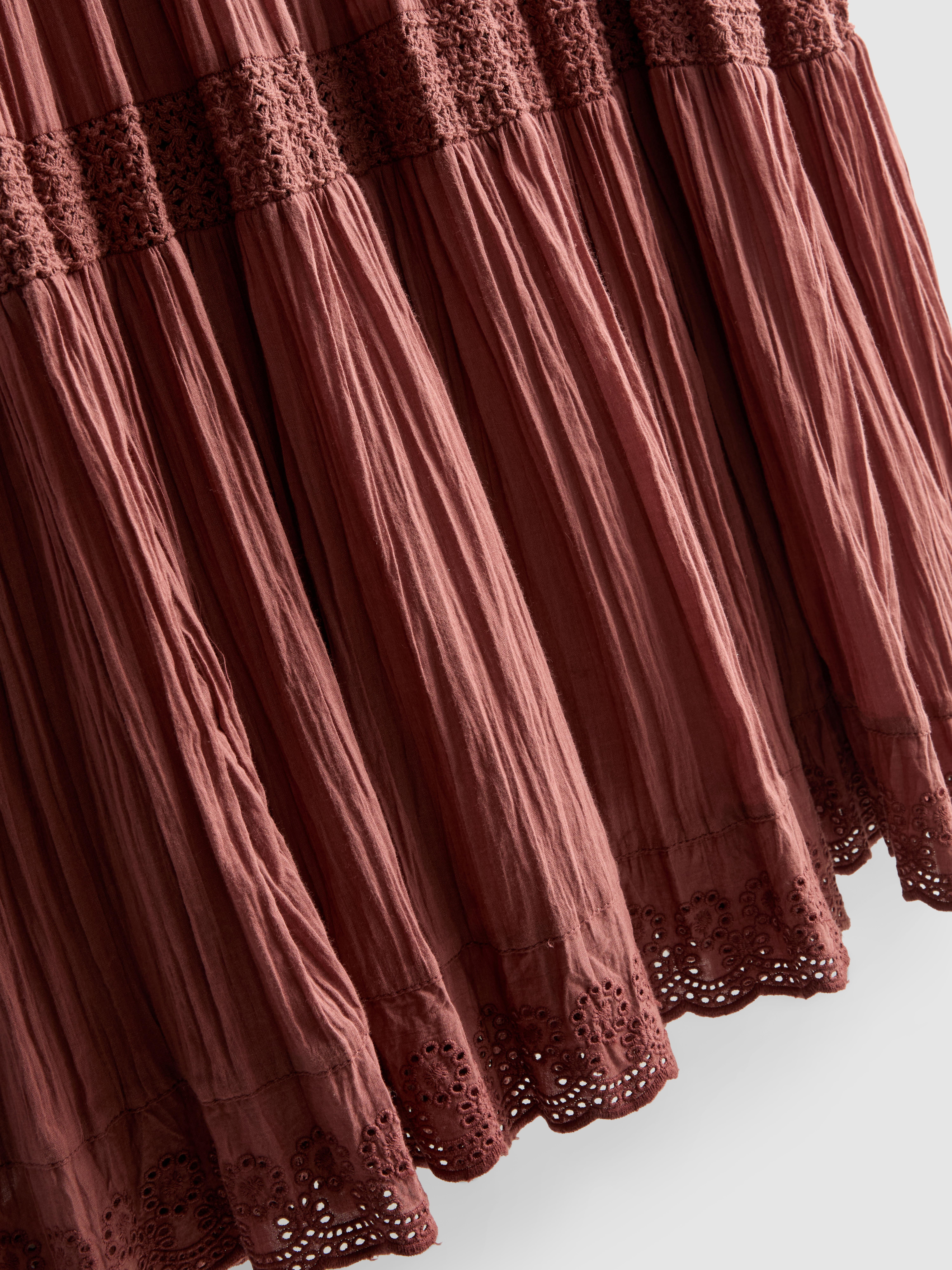 Mini robe froncée à col en V