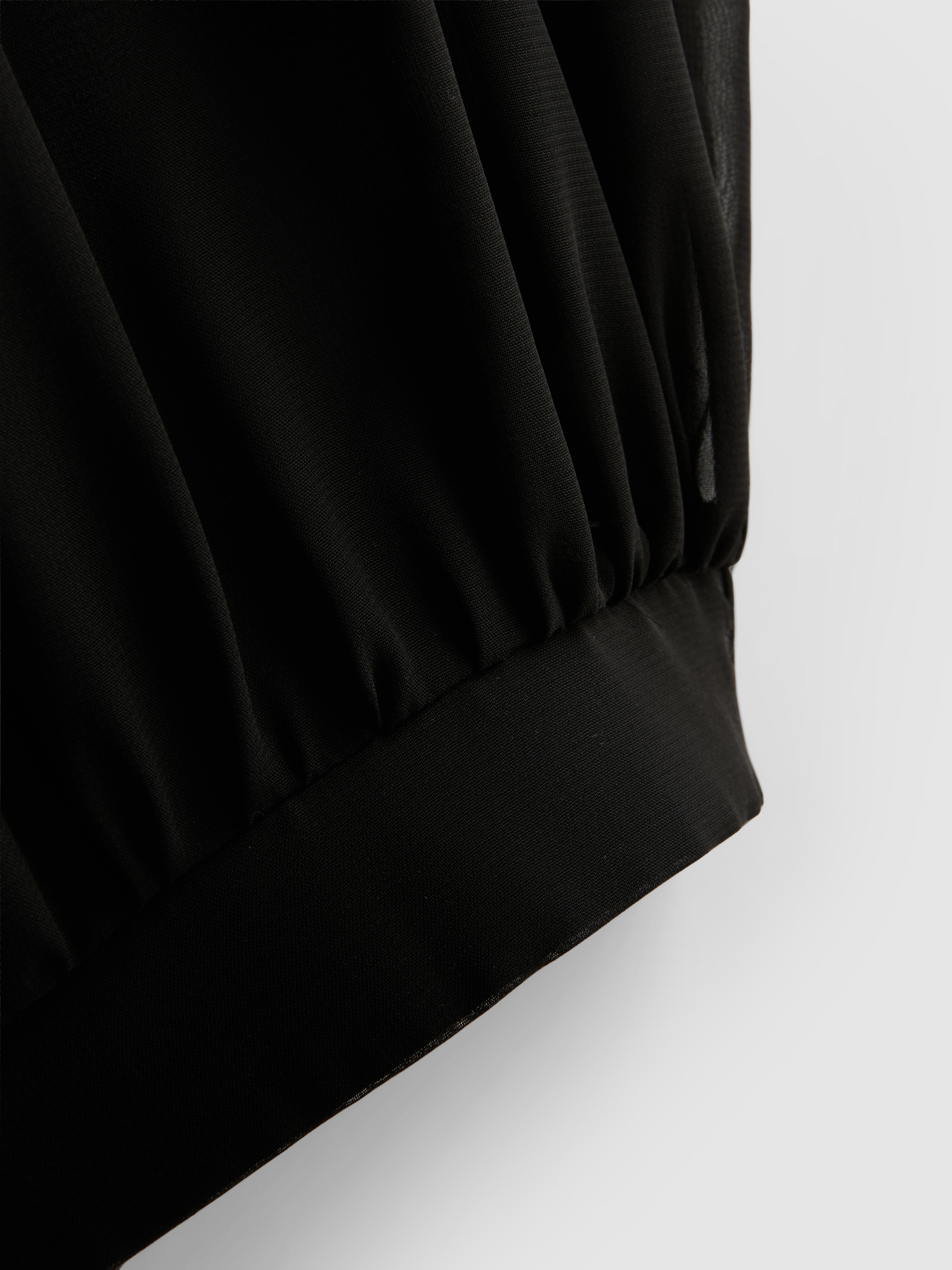 Cuffed Mesh Trousers