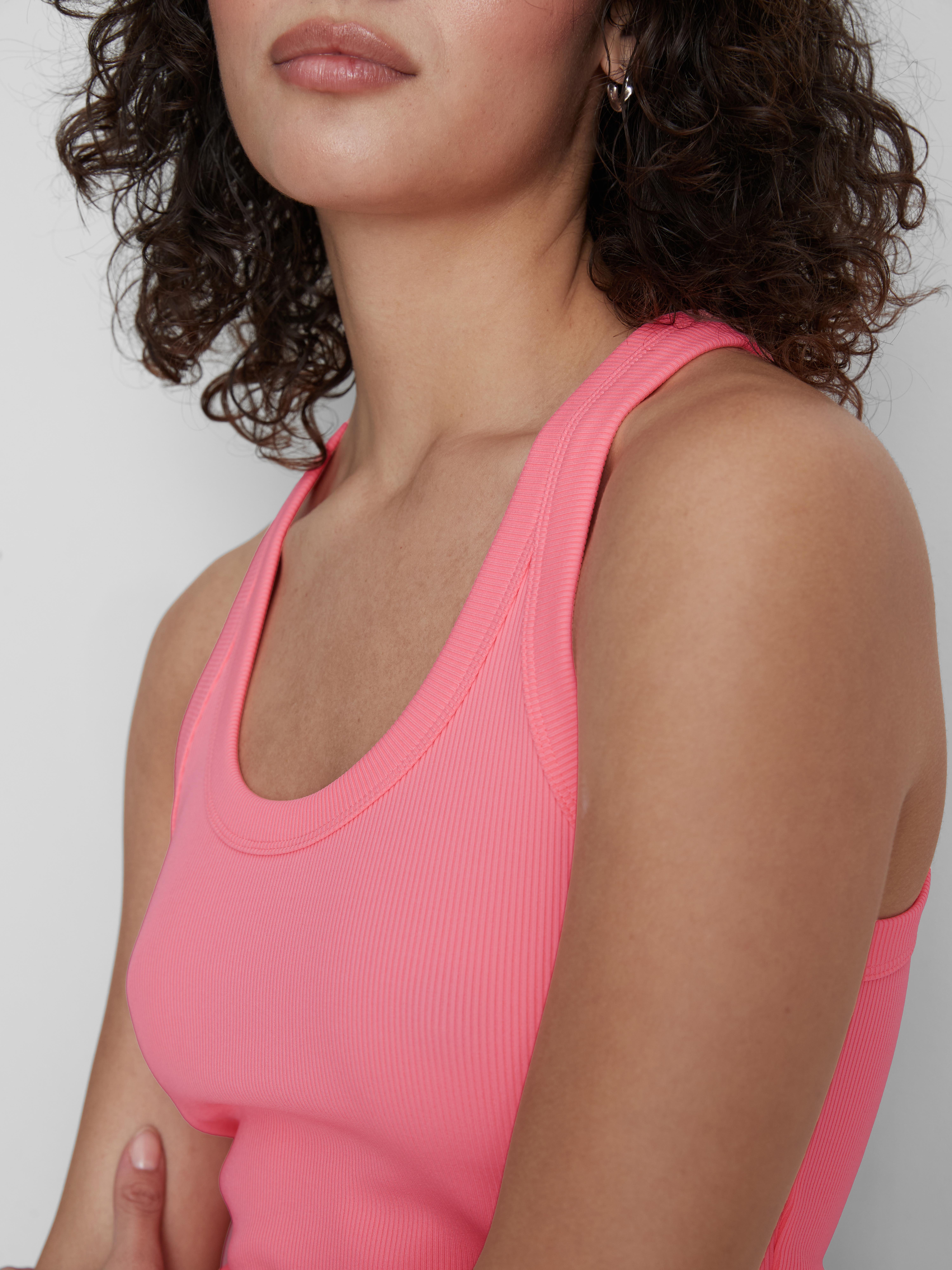 Débardeur de sport décolleté