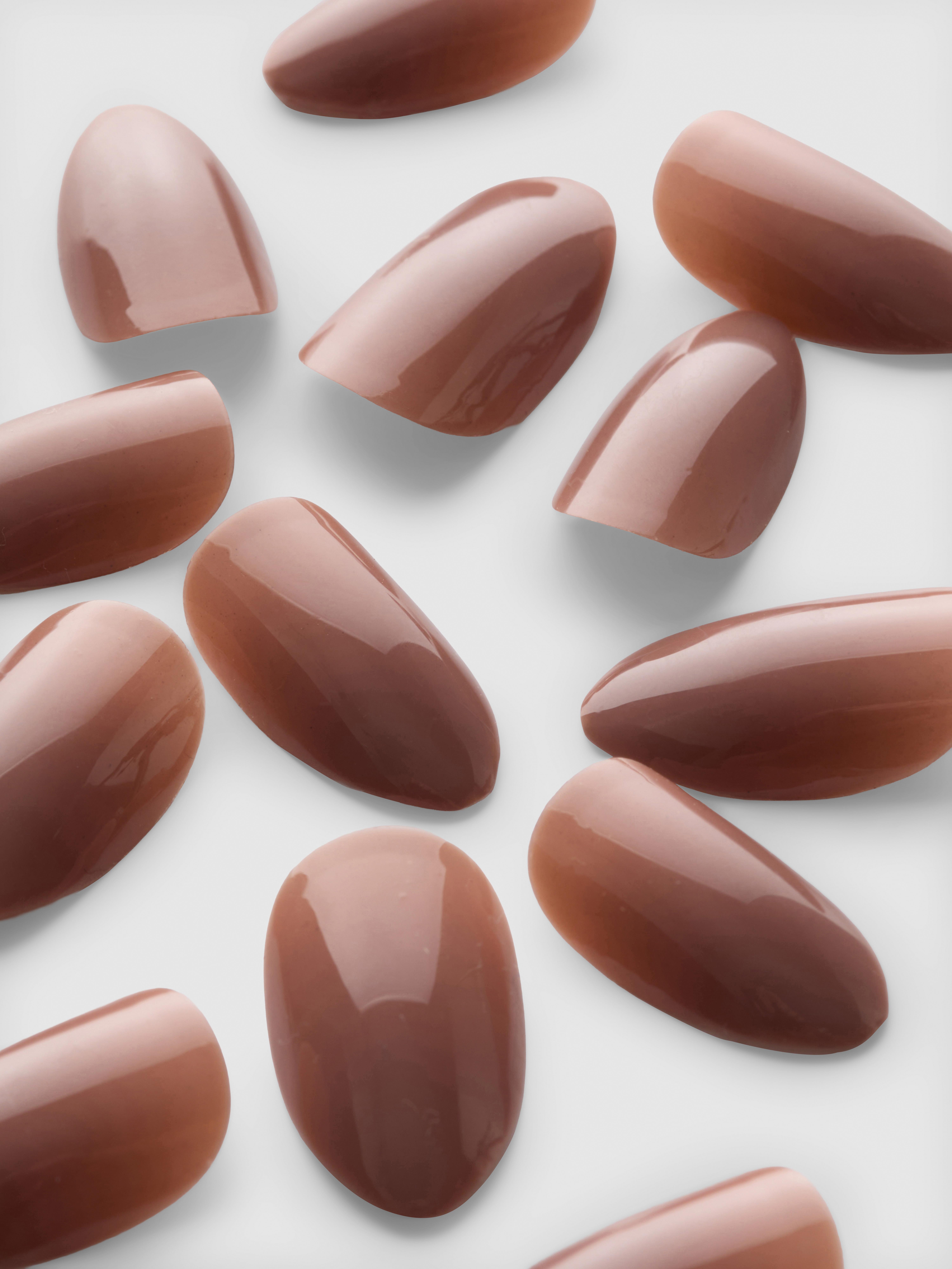 PS... Almond Gloss False Nails
