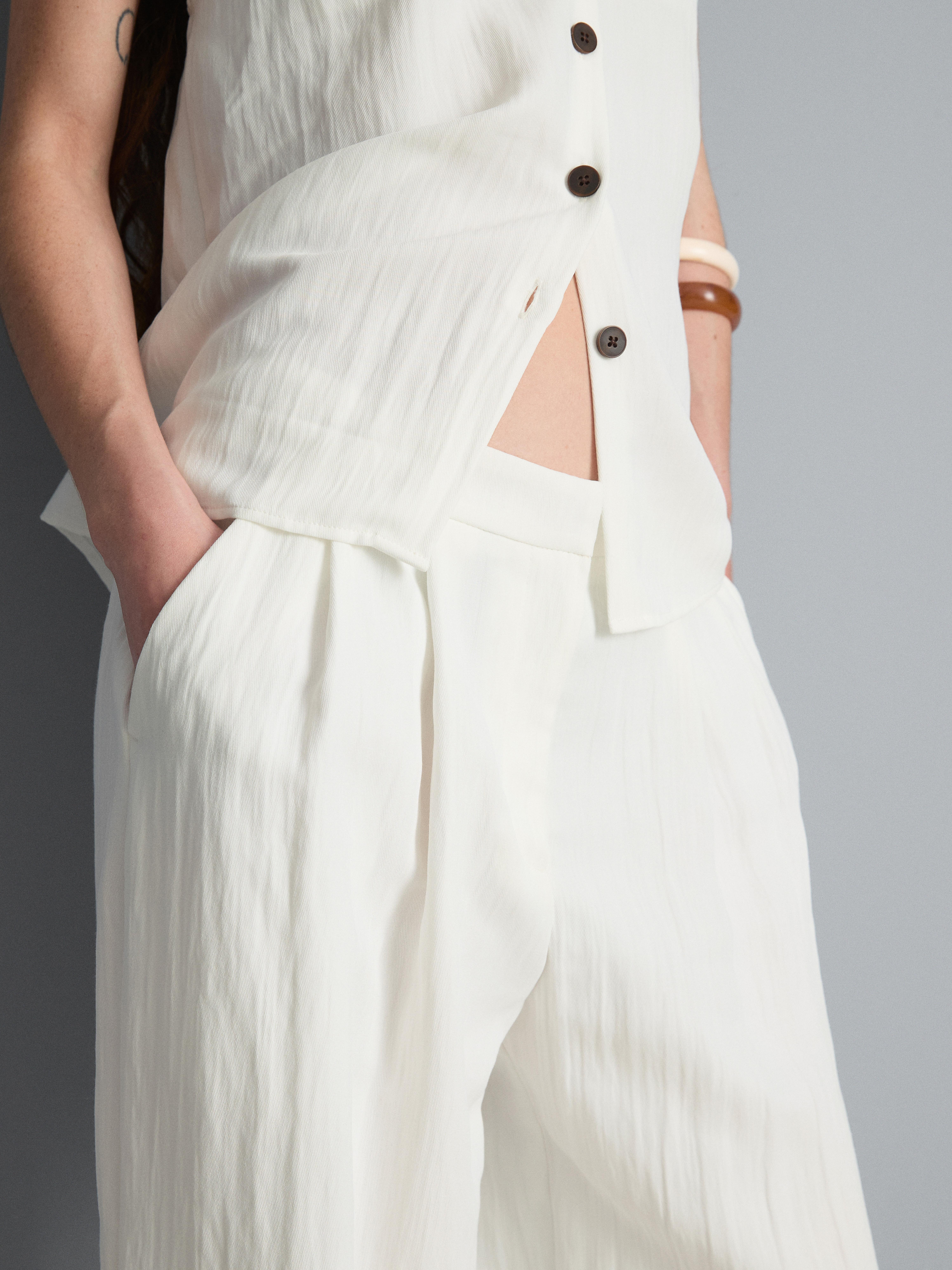 Textured Wide Leg Pants
