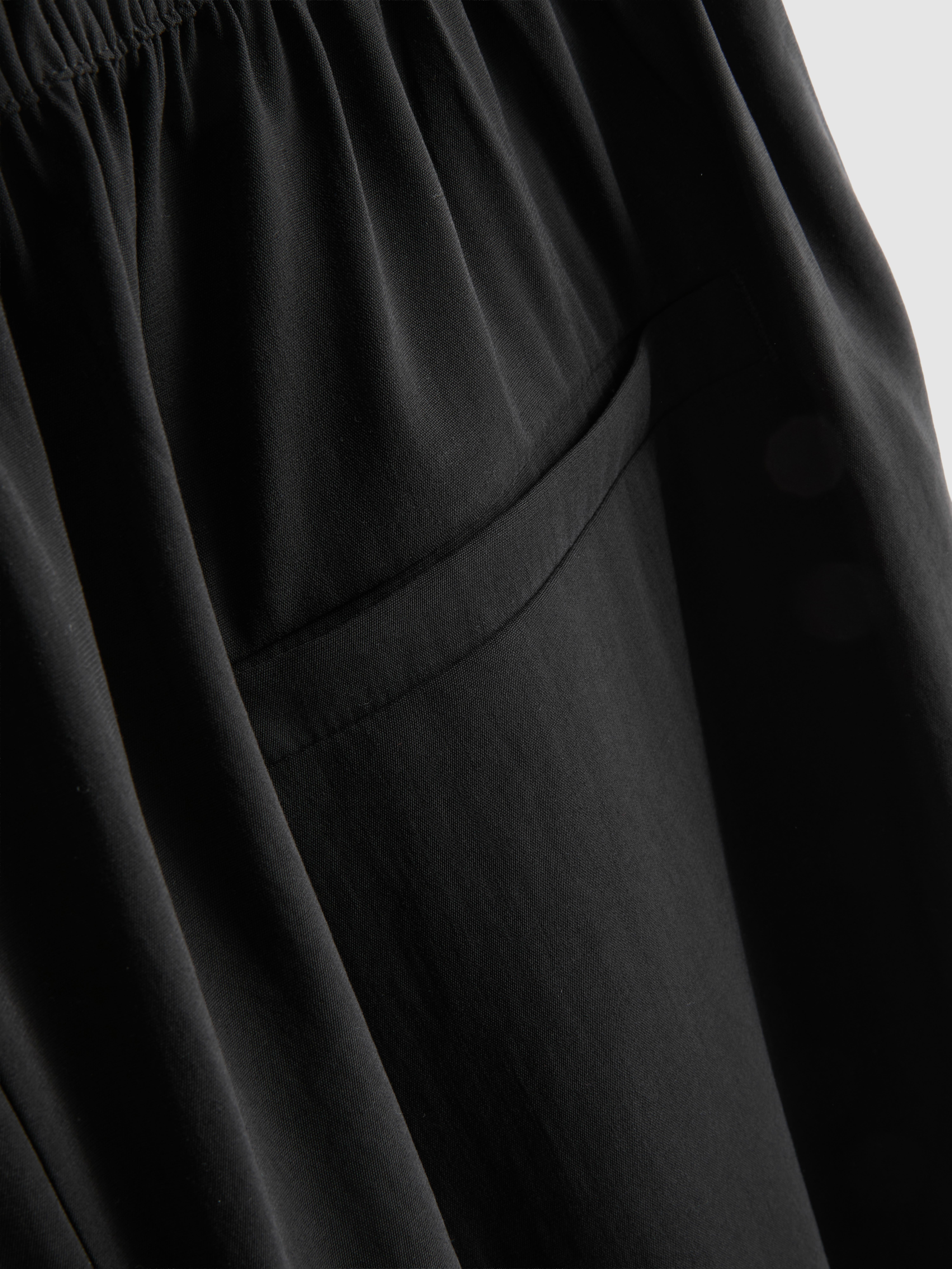 Mid-Rise Wide Leg Culotte Pants