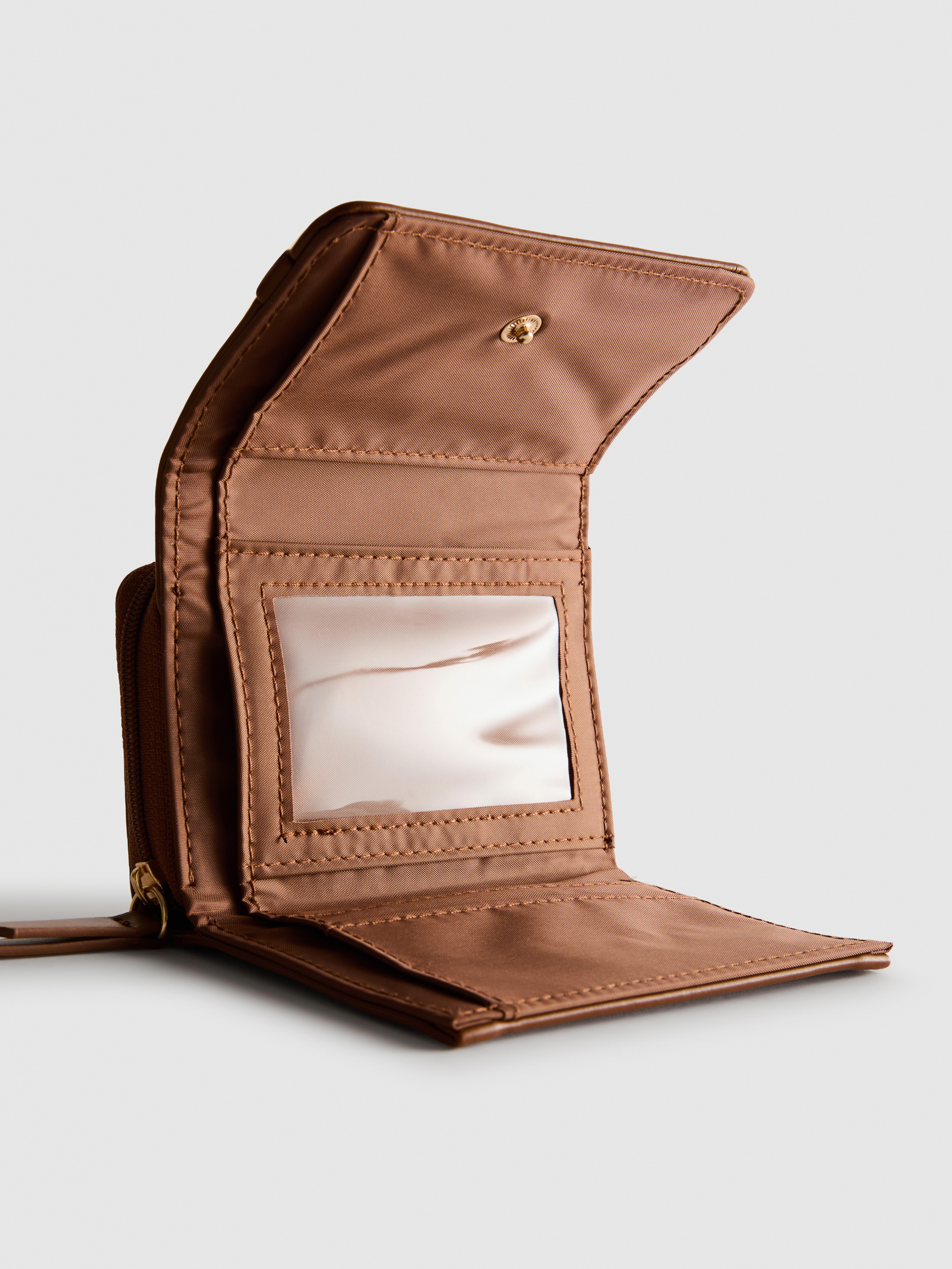 Portemonnee met metallic details en rits