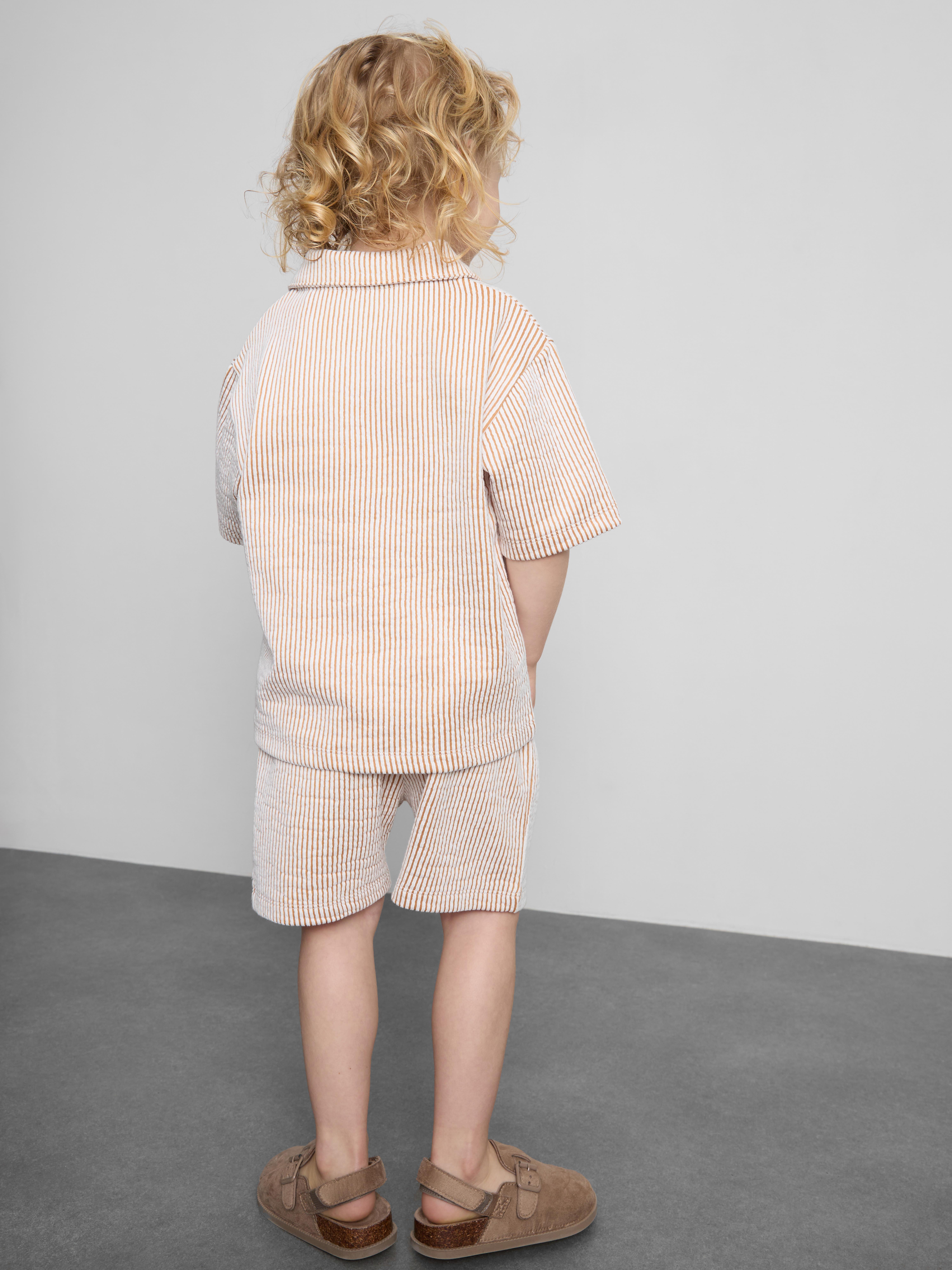 1,5-9 anos | Conjunto camisa/calções riscas