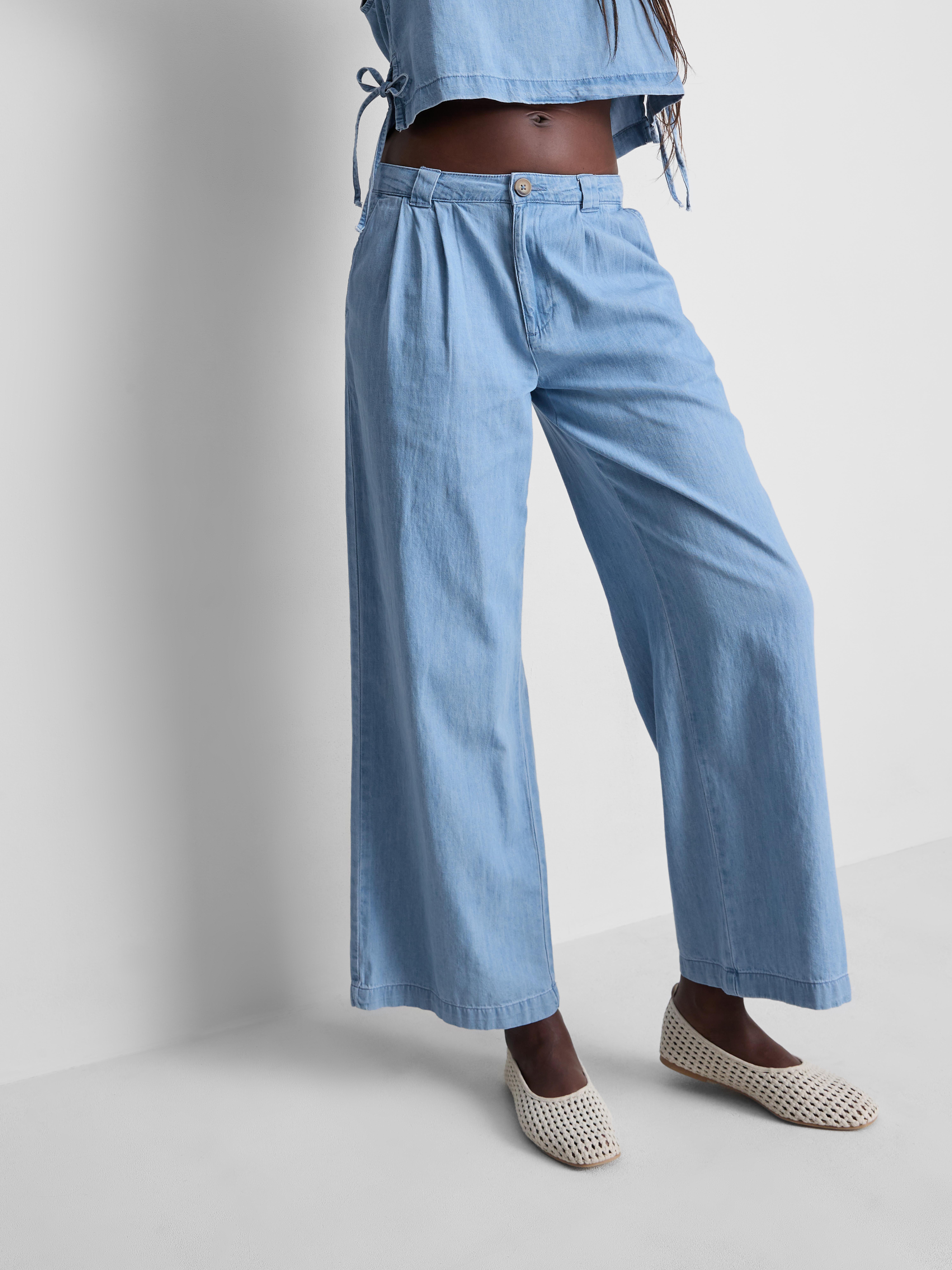 Cotton Denim Pleated Wide Leg Jeans