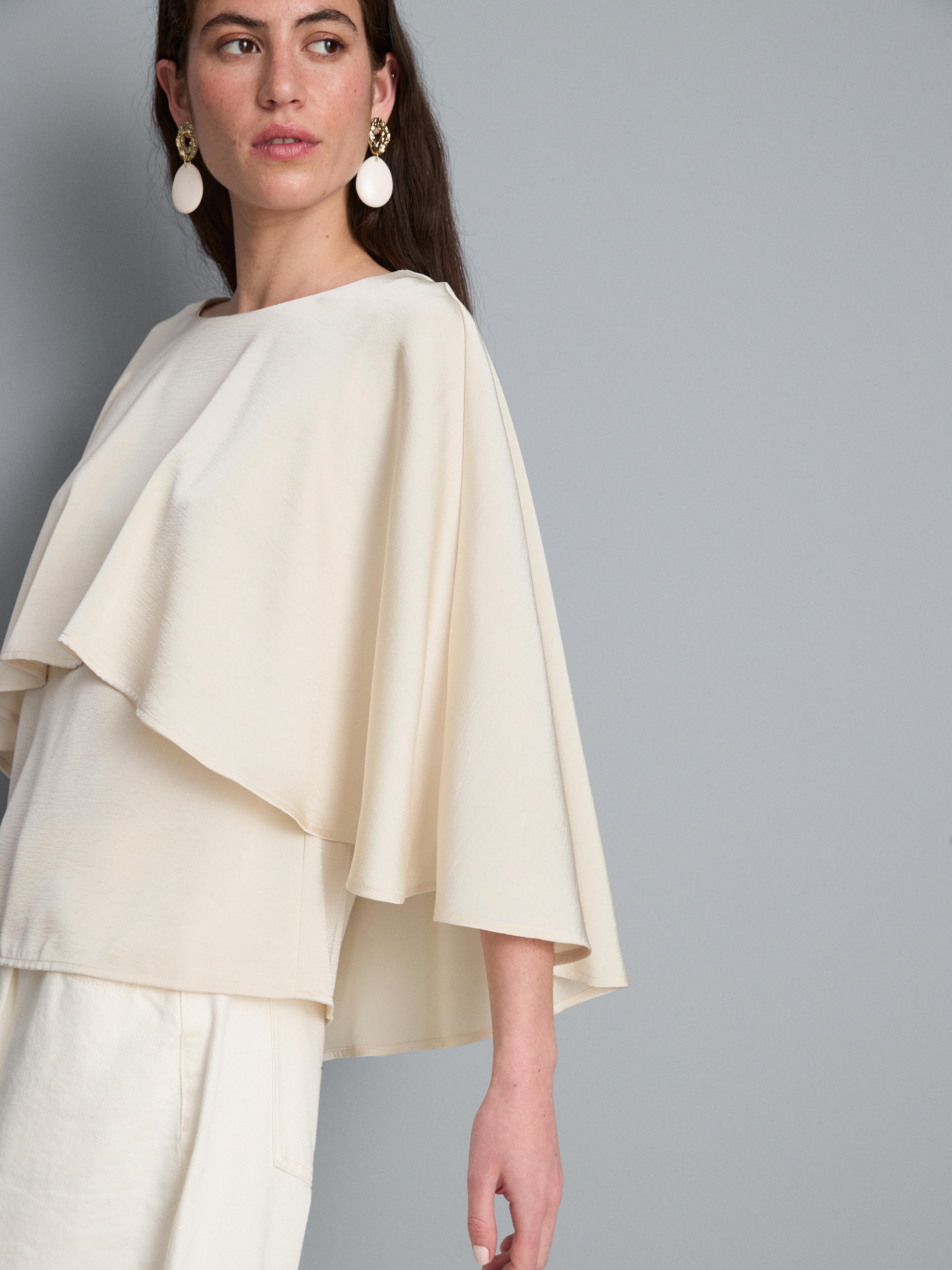 Cape-Top aus Satin