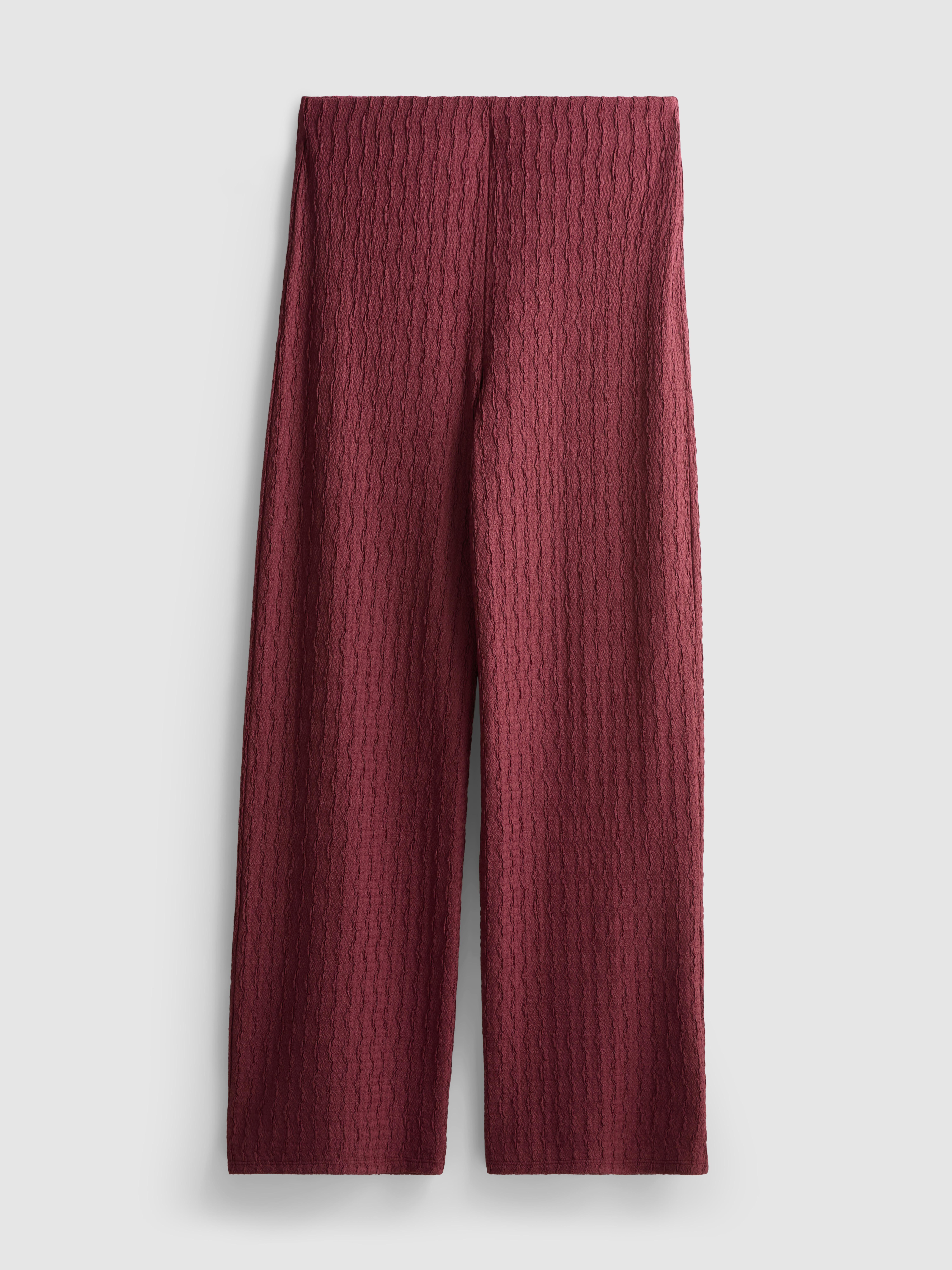 Hose in Knitteroptik mit weitem Bein