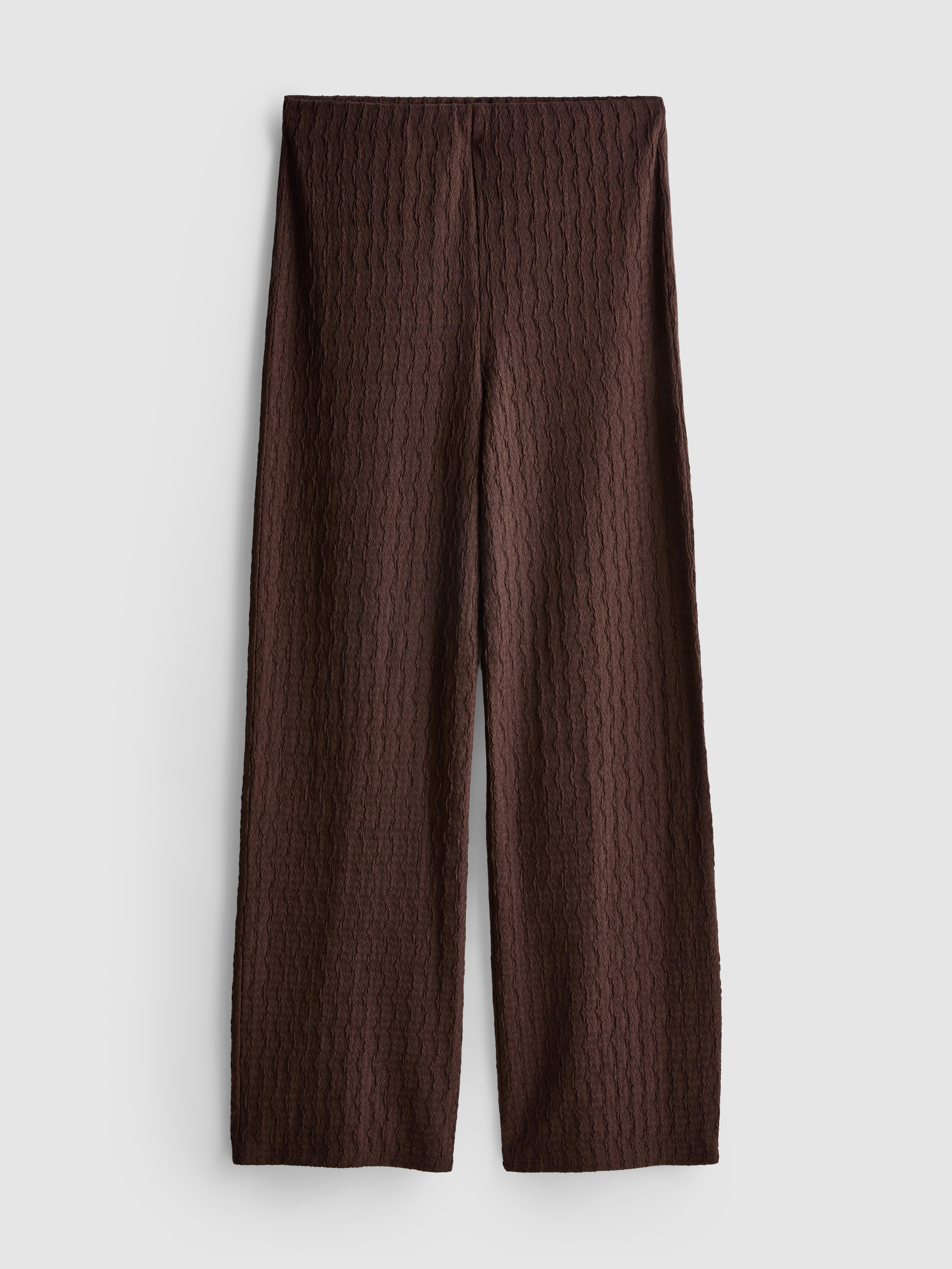 Pantaloni larghi increspati