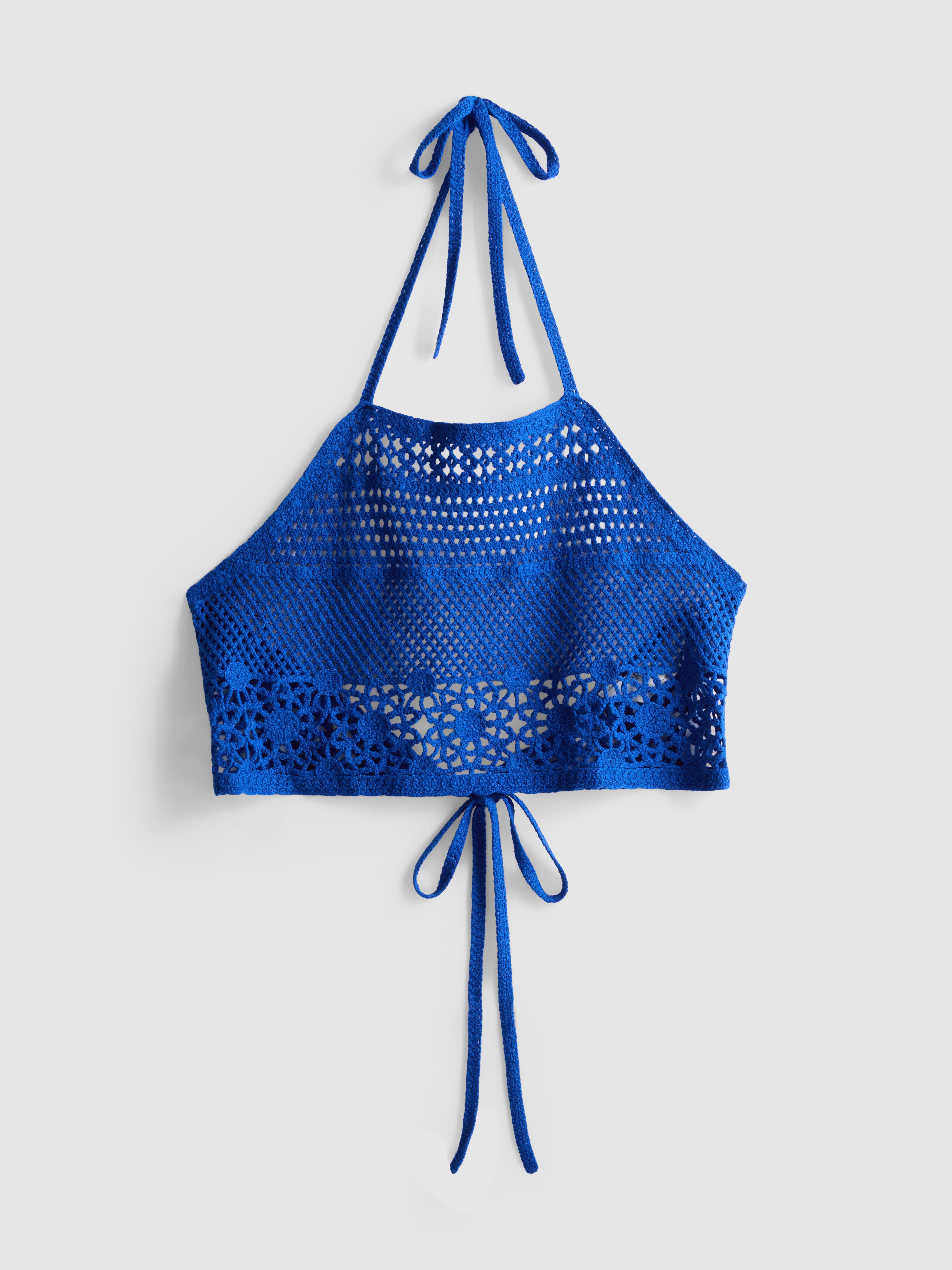 Camiseta de crochet con cuello halter