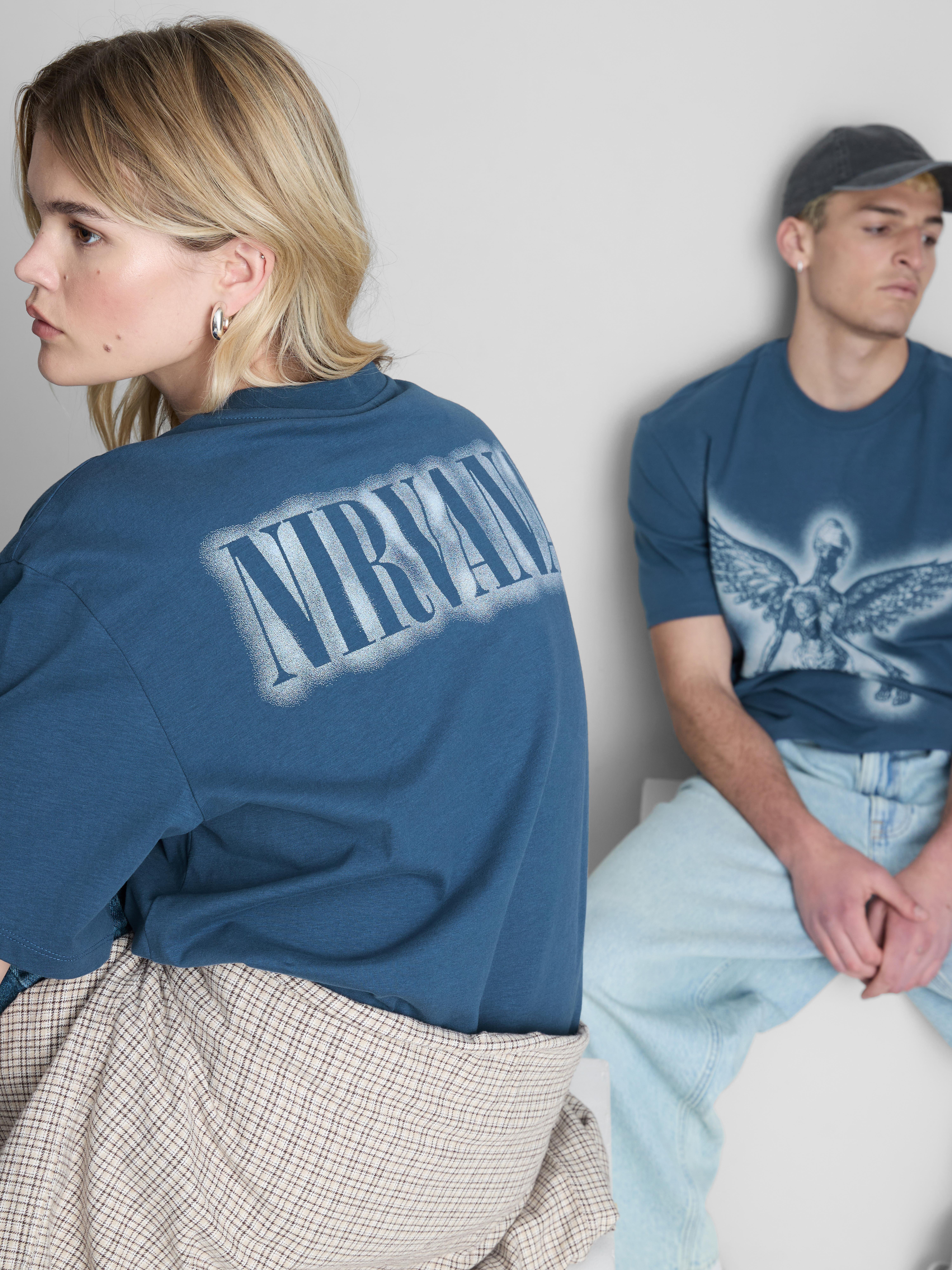 Camiseta con estampado del ángel de Nirvana