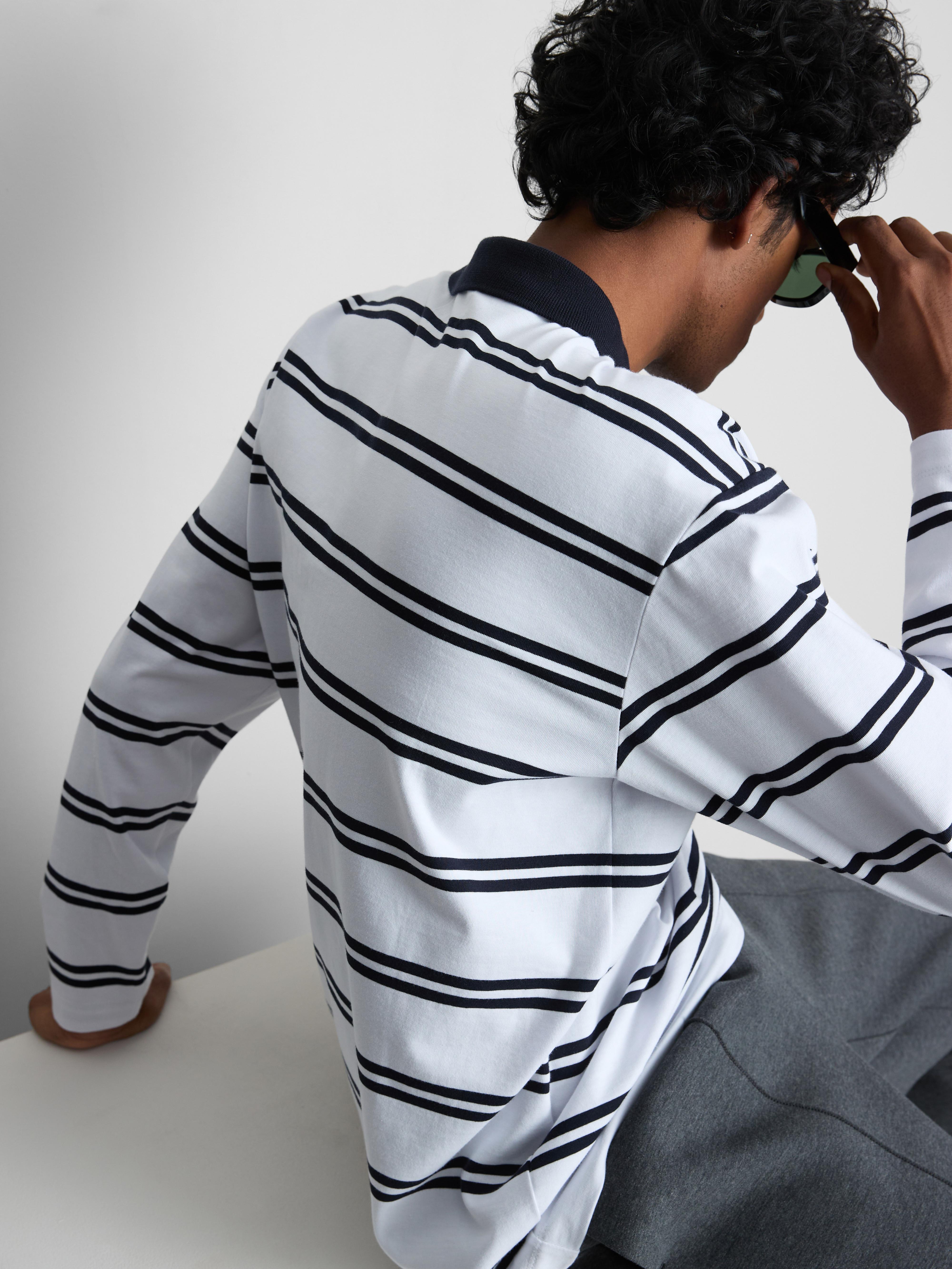 Gestreiftes Langarm-Poloshirt