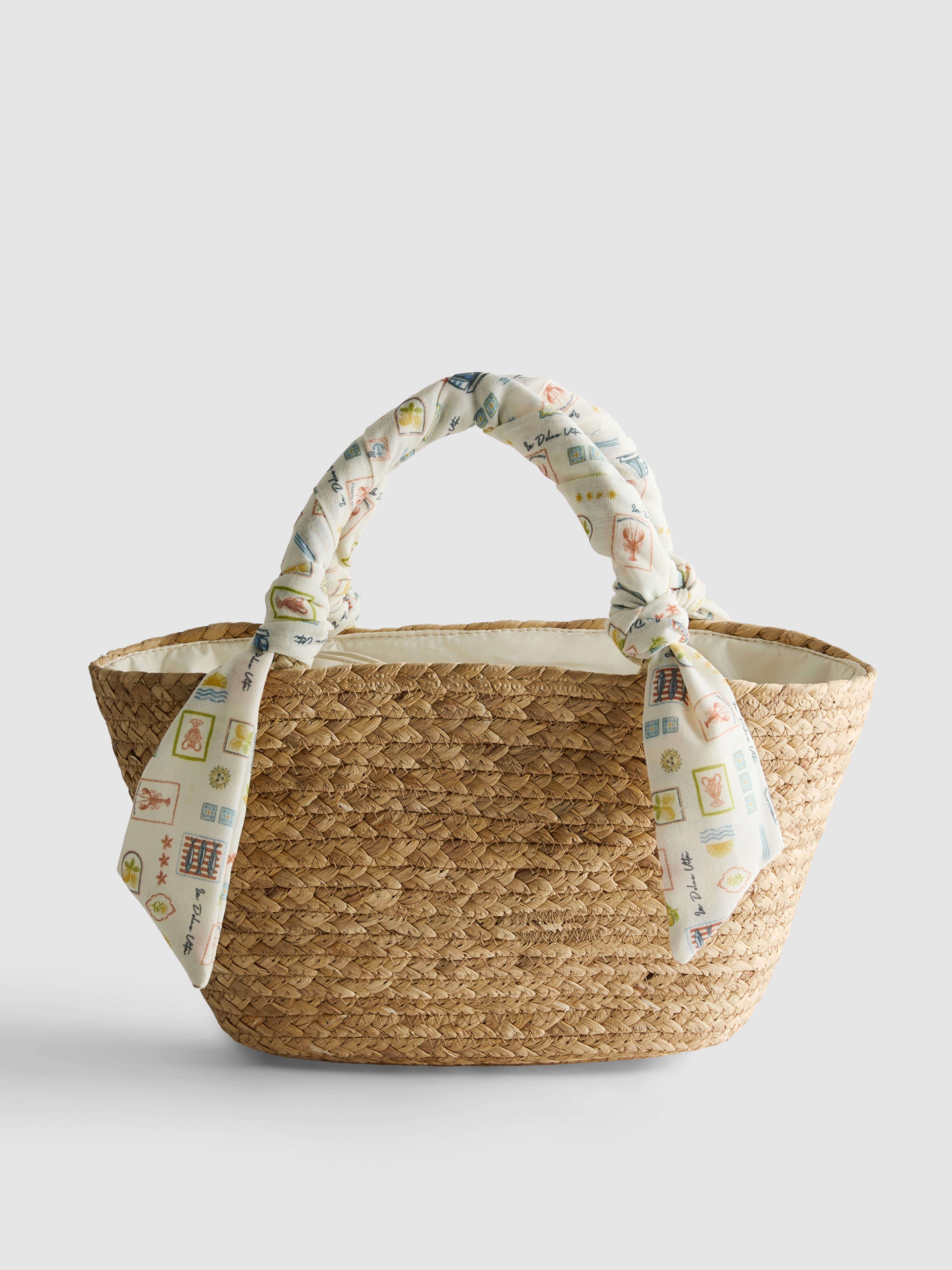 Woven Straw Midi Bucket Bag