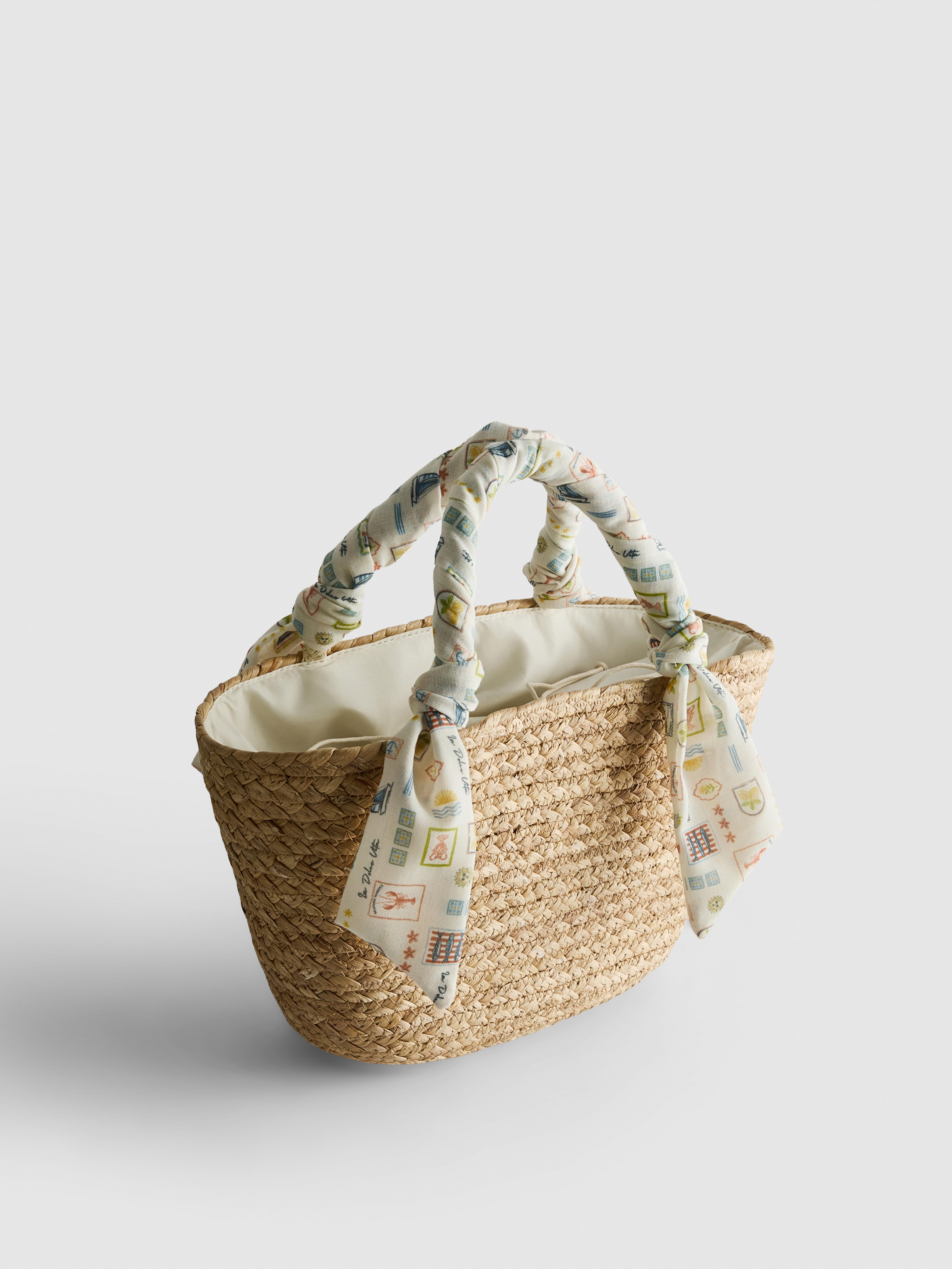 Woven Straw Midi Bucket Bag