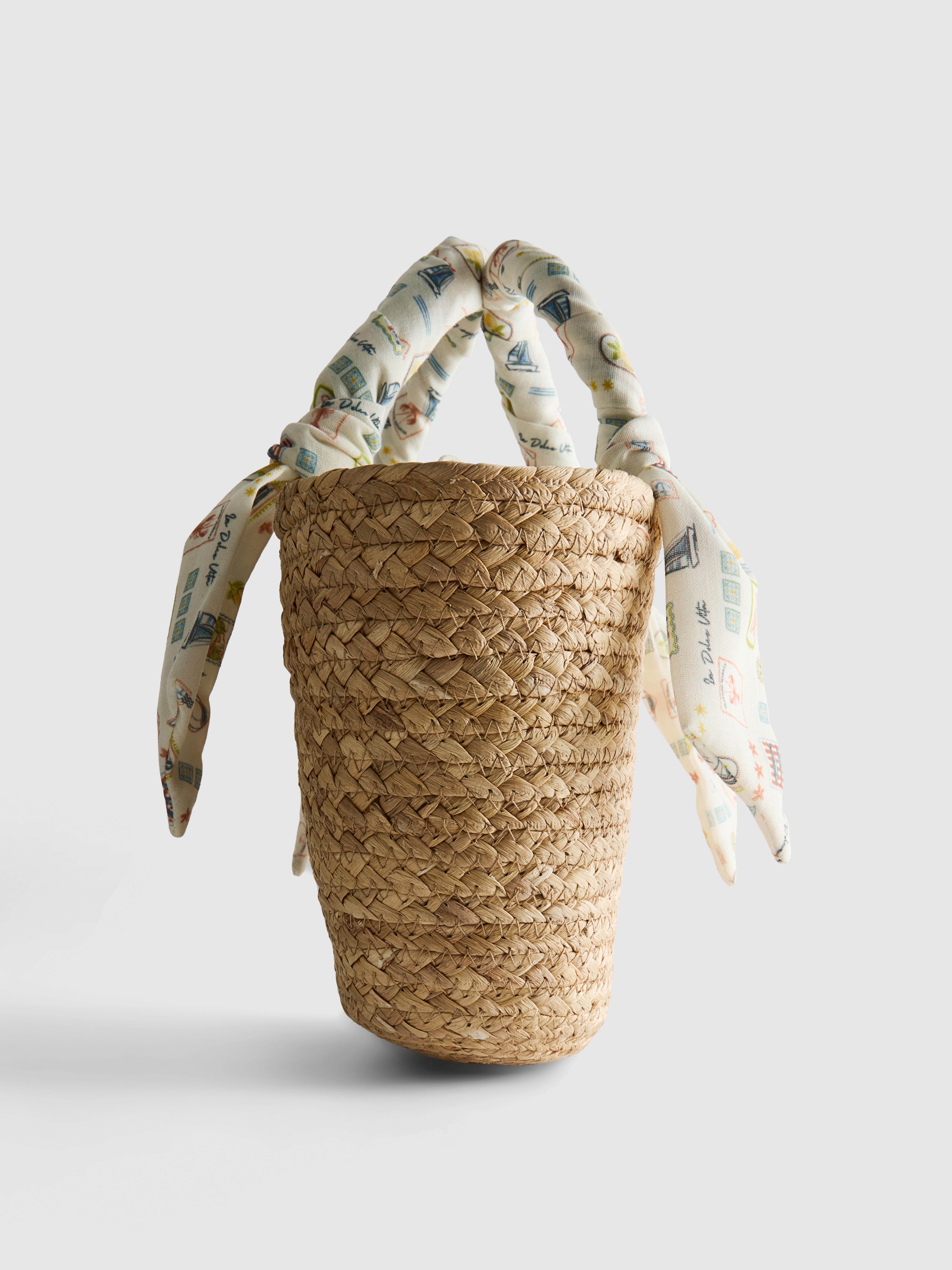 Woven Straw Midi Bucket Bag