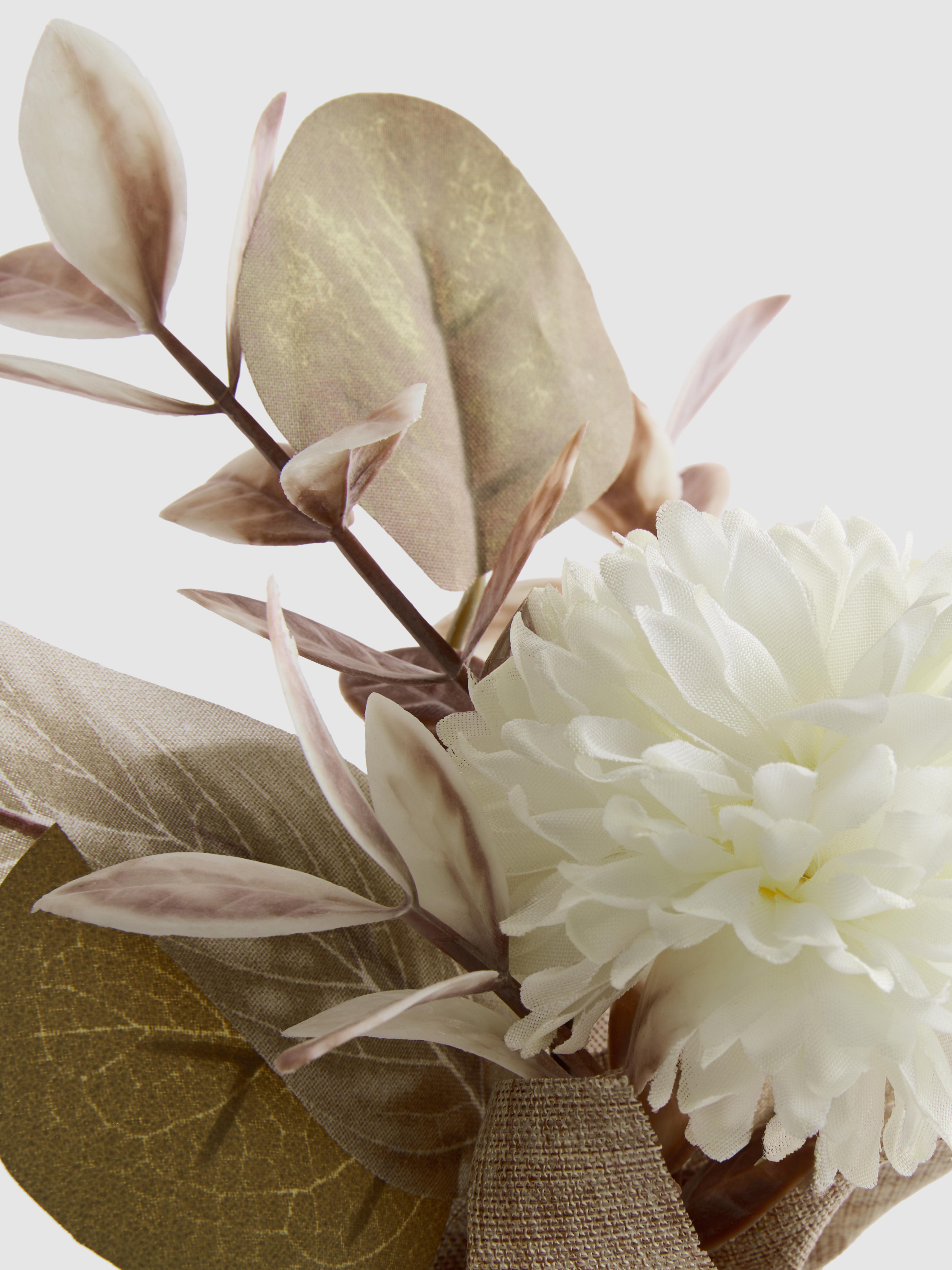 Kunstblumenarrangement