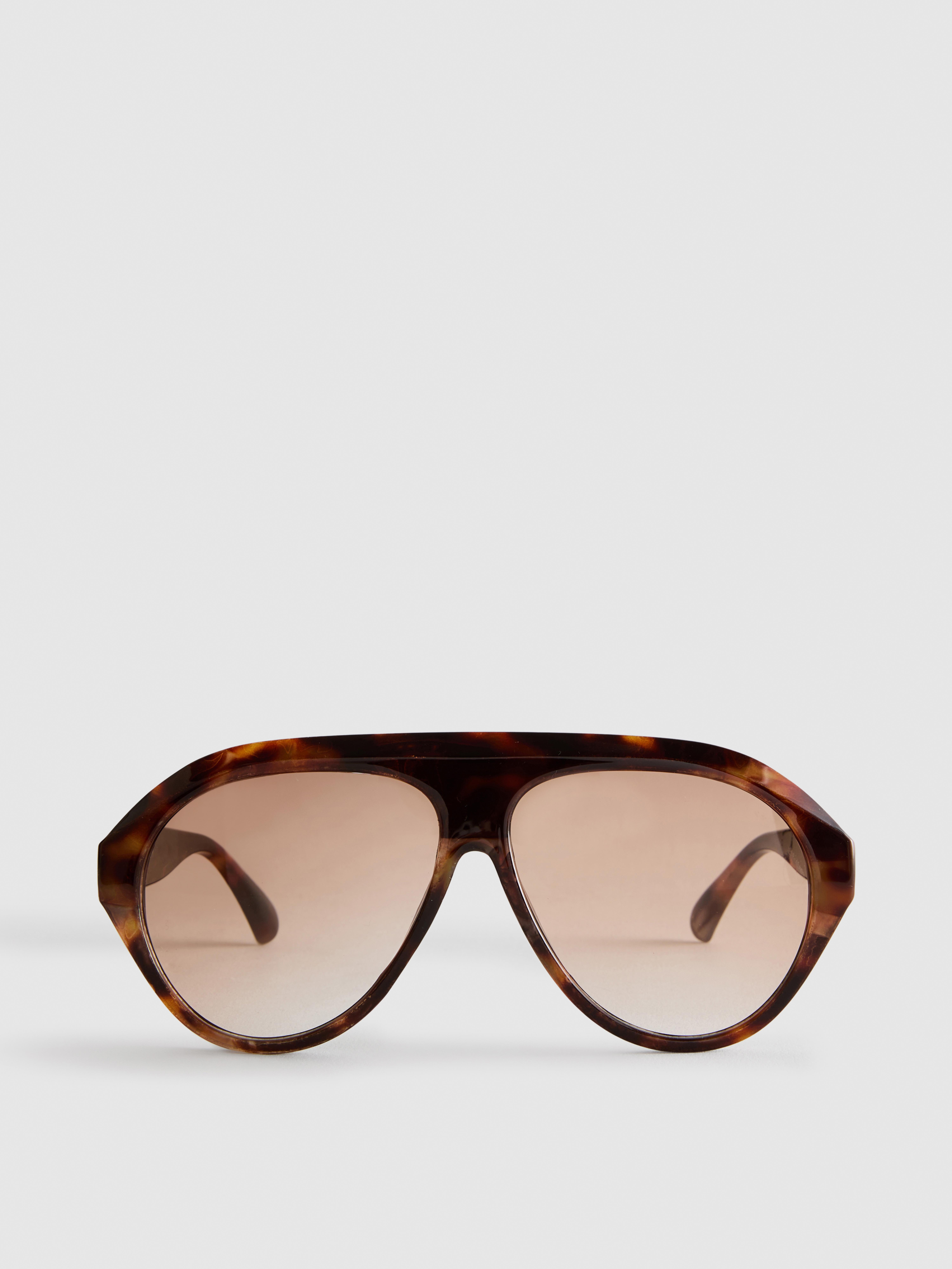 Aviator Style Sunglasses