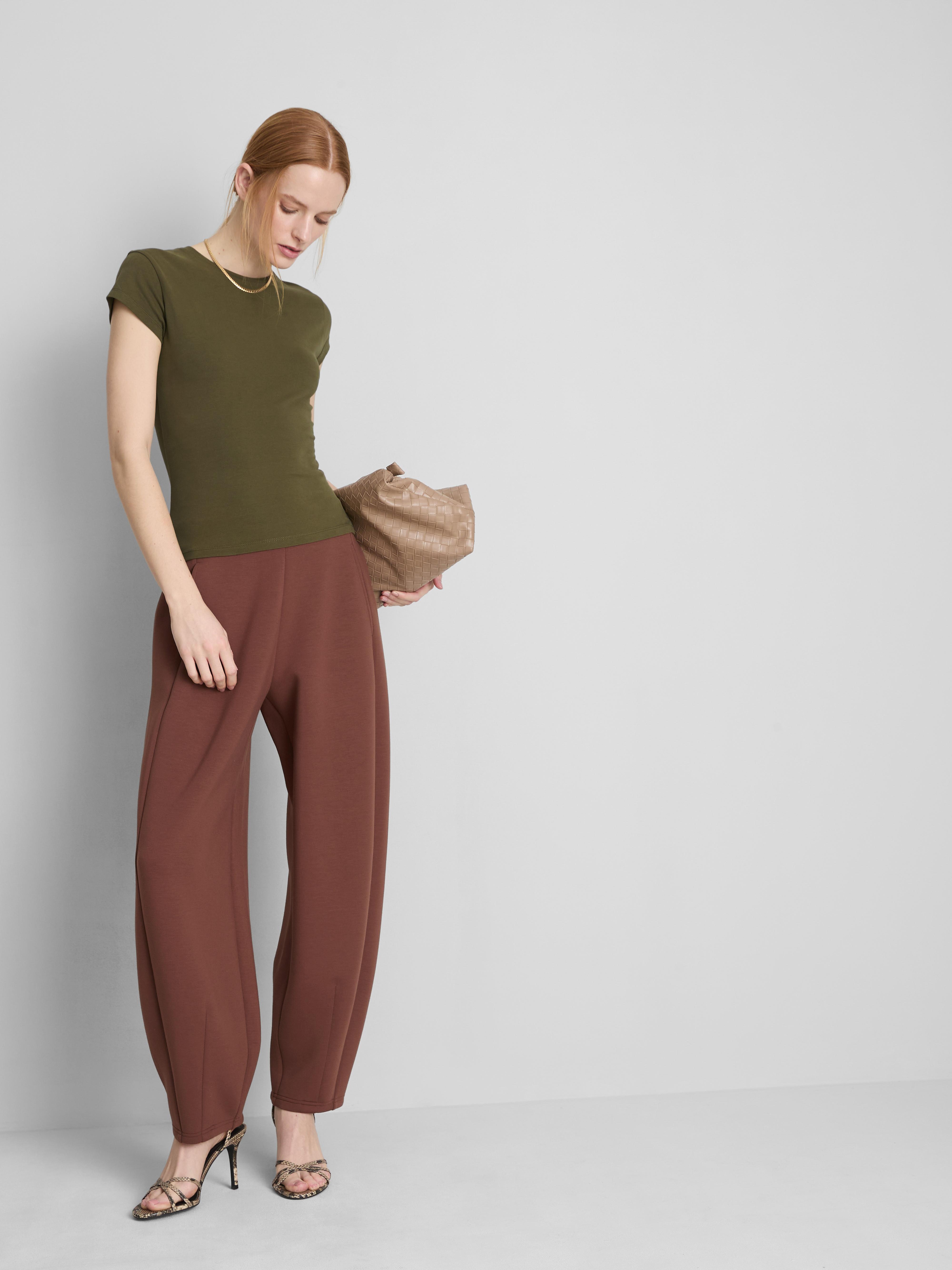 Getailleerd T-shirt met kapmouwtjes Olijfgroen
