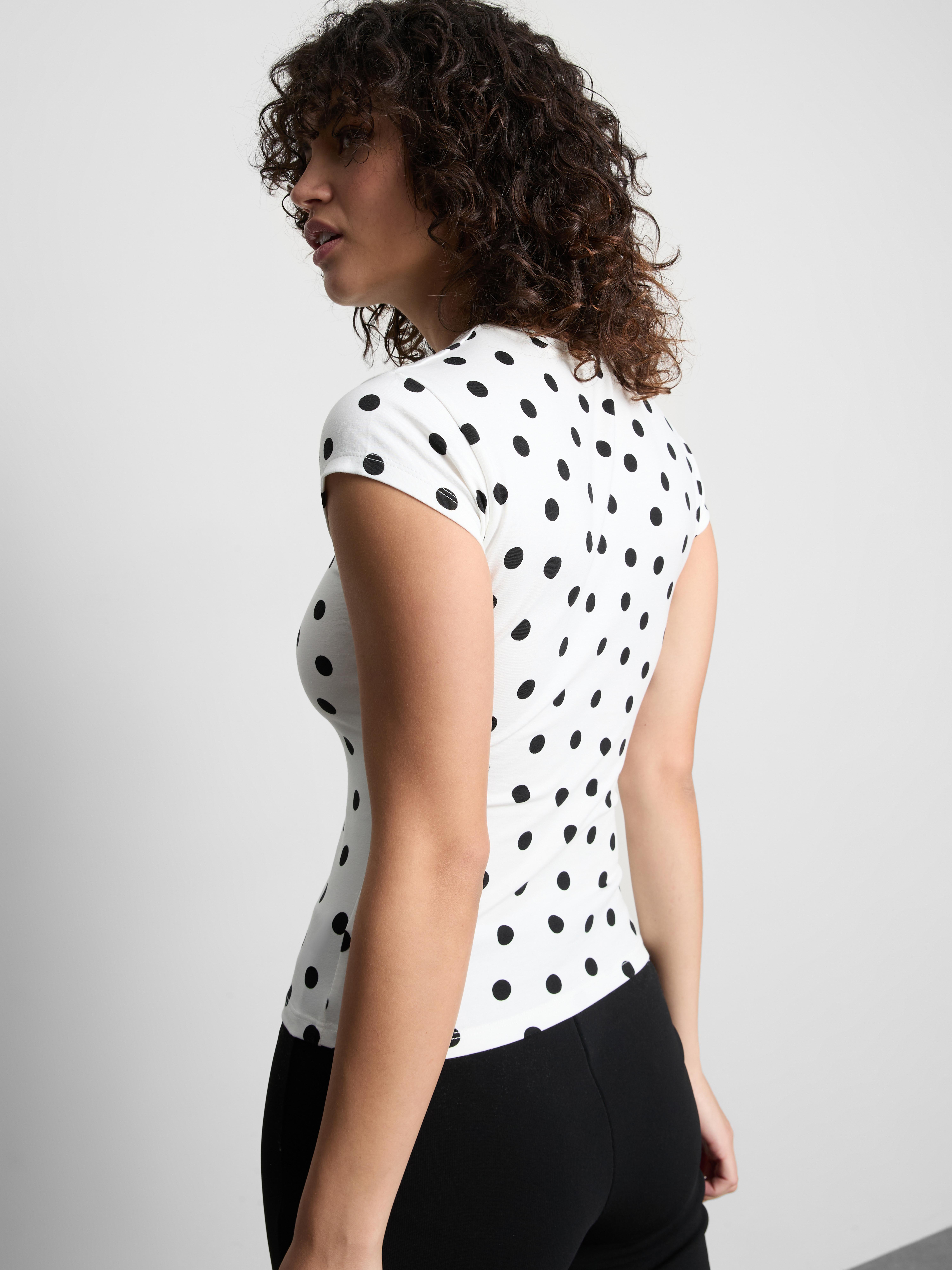 Fitted Cap Sleeve T-Shirt