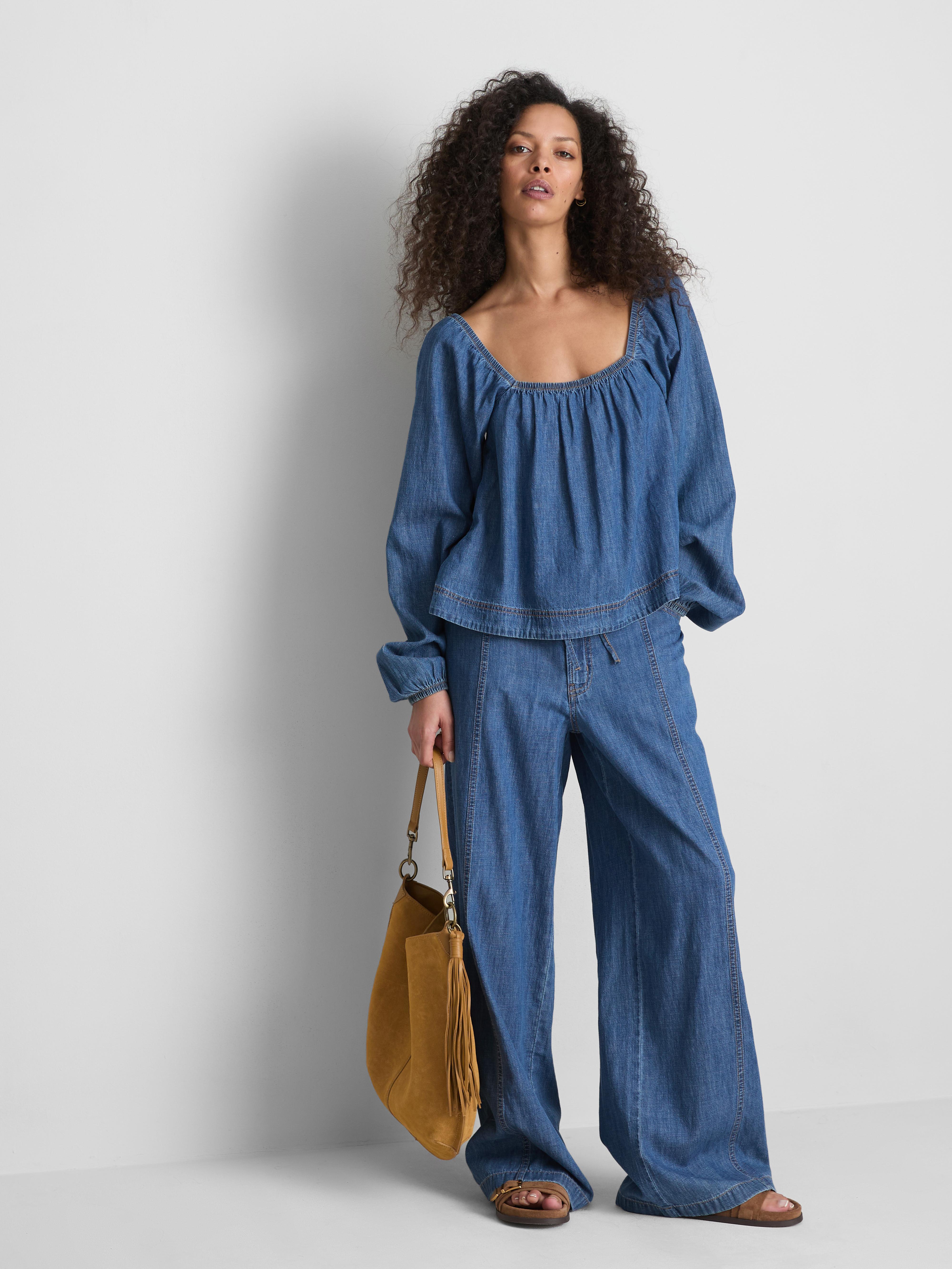 Paula Echevarría Denim Puff Sleeve Top