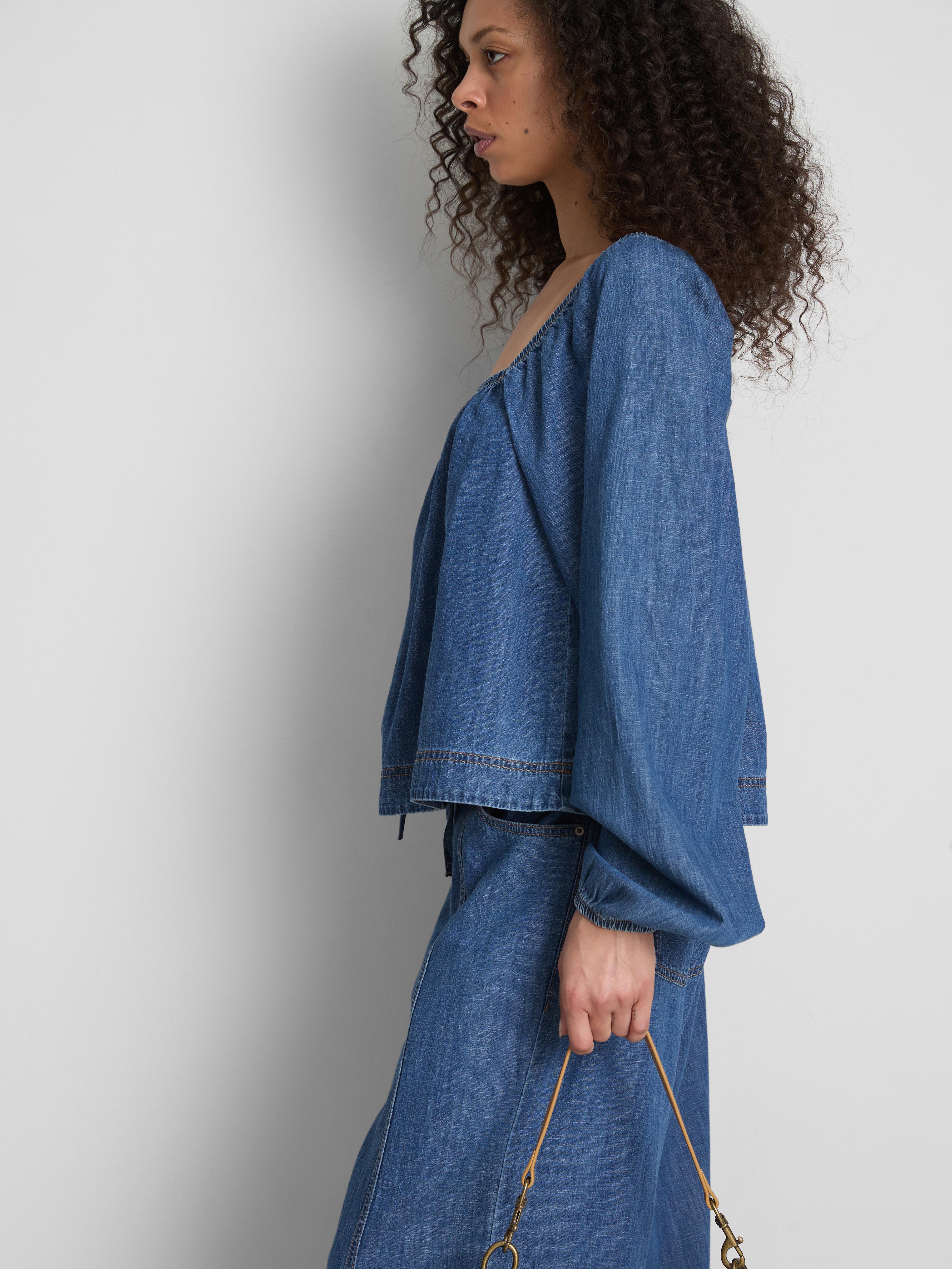 Paula Echevarría Denim Puff Sleeve Top