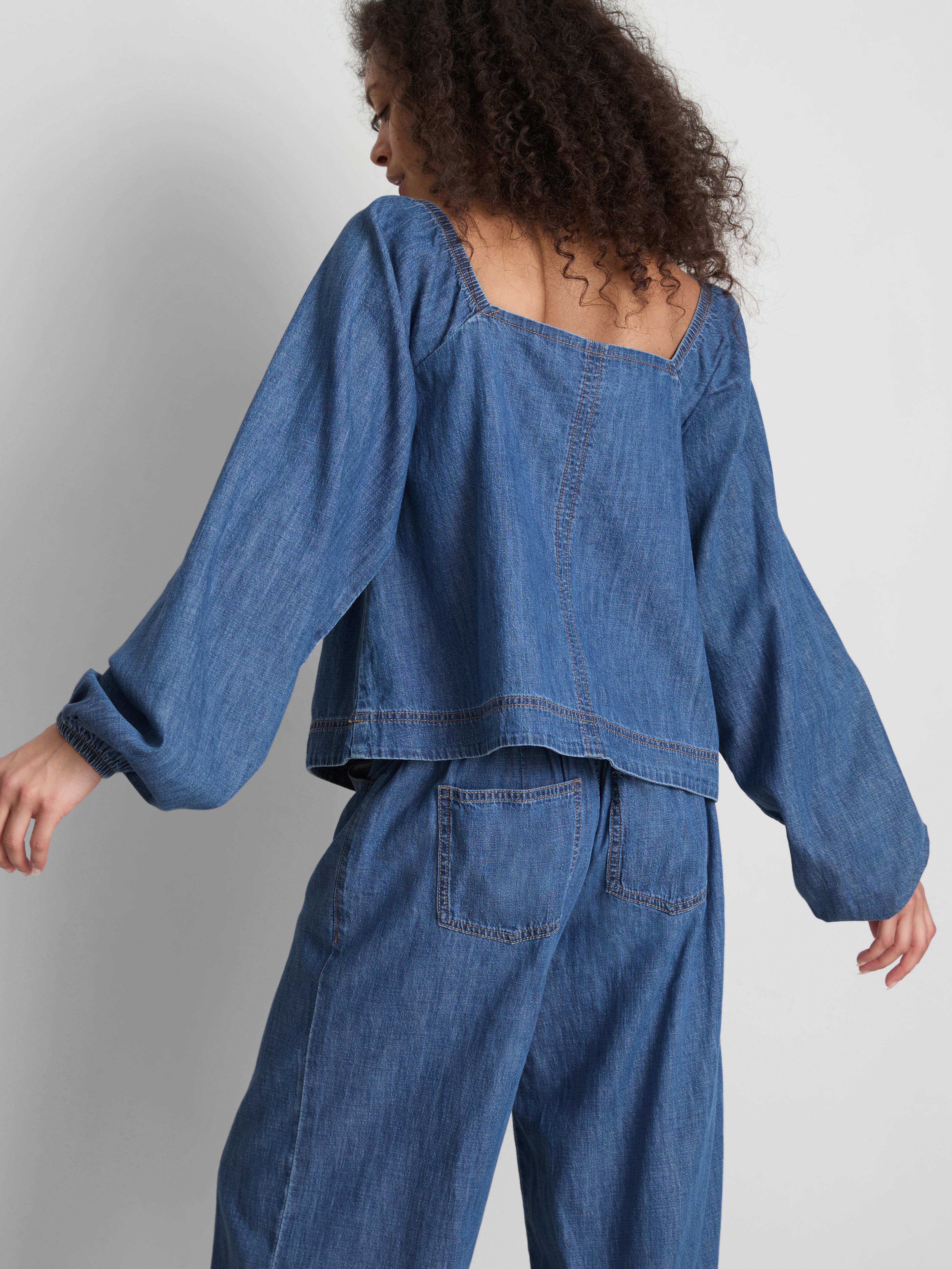 Paula Echevarría Denim Puff Sleeve Top