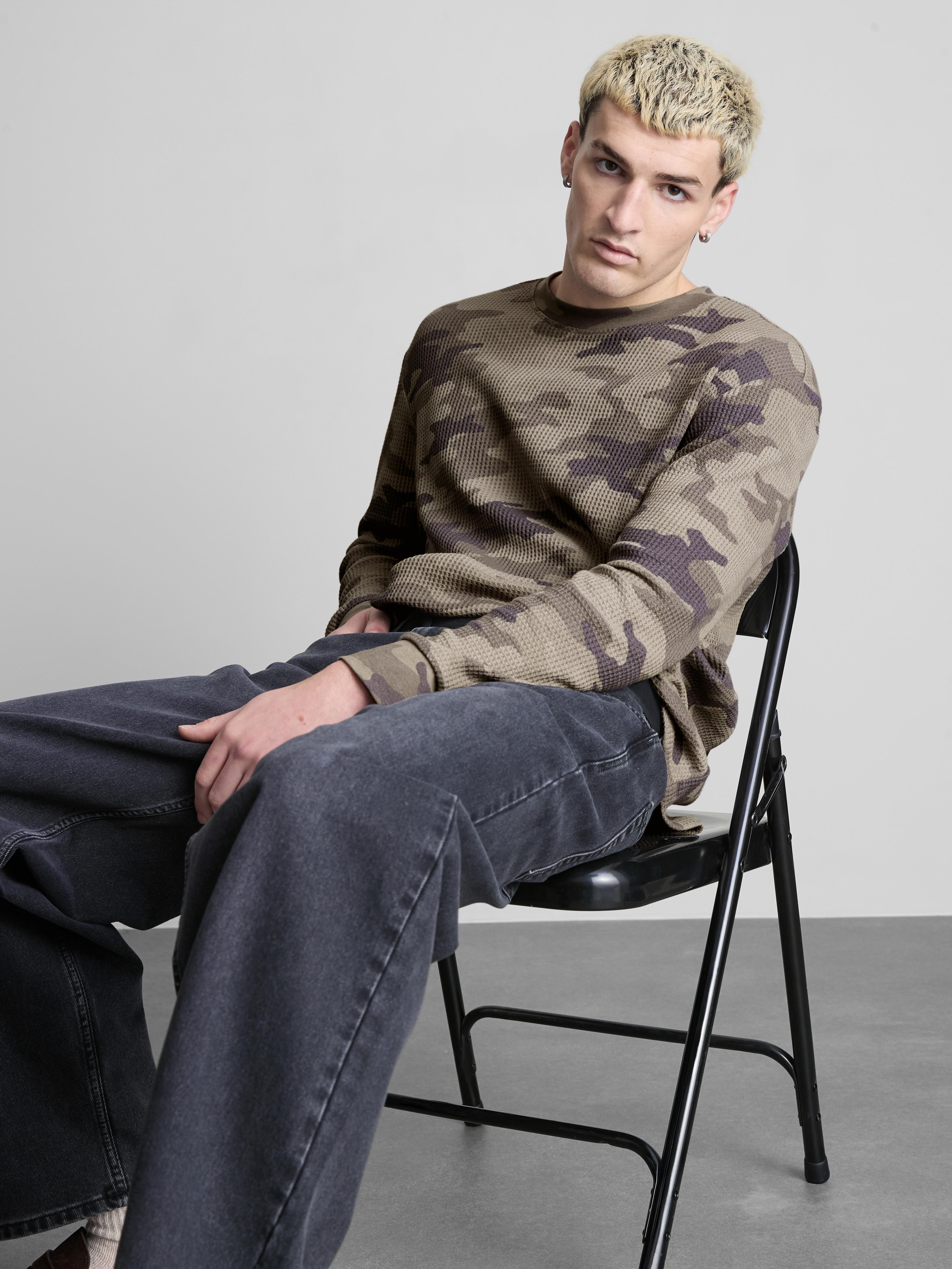 T-shirt moro o waflowej fakturze