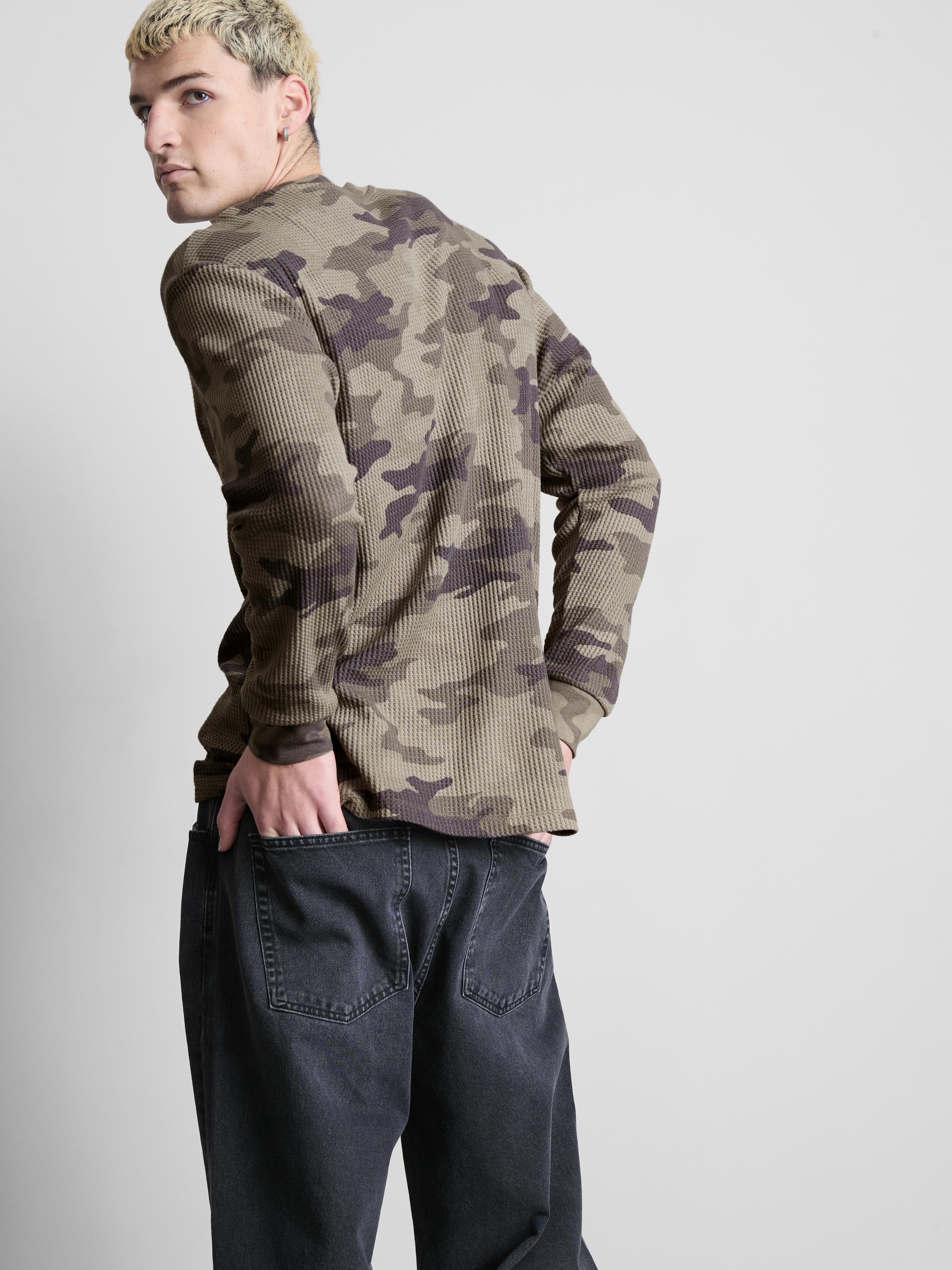 T-shirt moro o waflowej fakturze