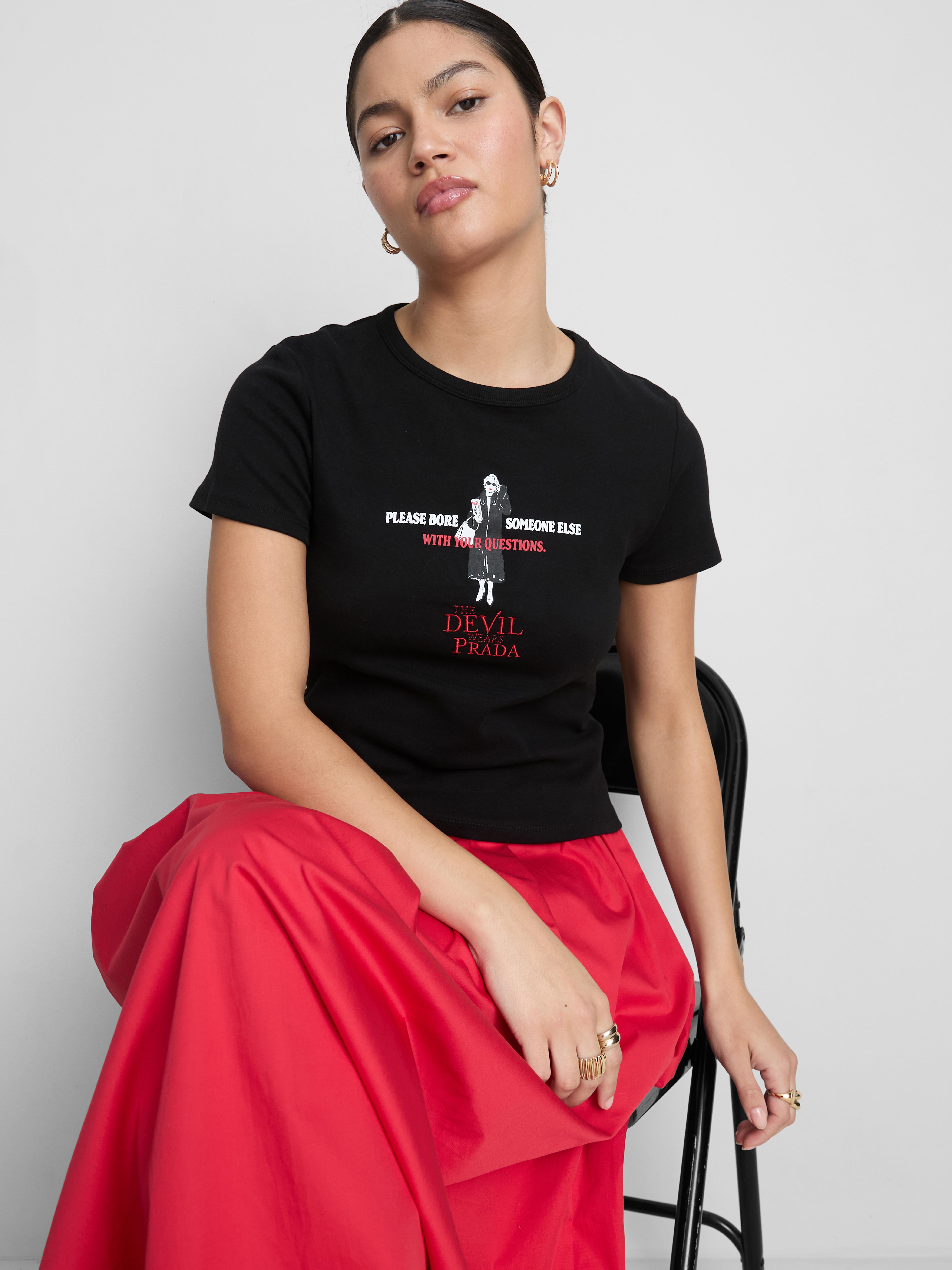 „Der Teufel trägt Prada“ Baby-T-Shirt mit Grafik und hohem Baumwollanteil