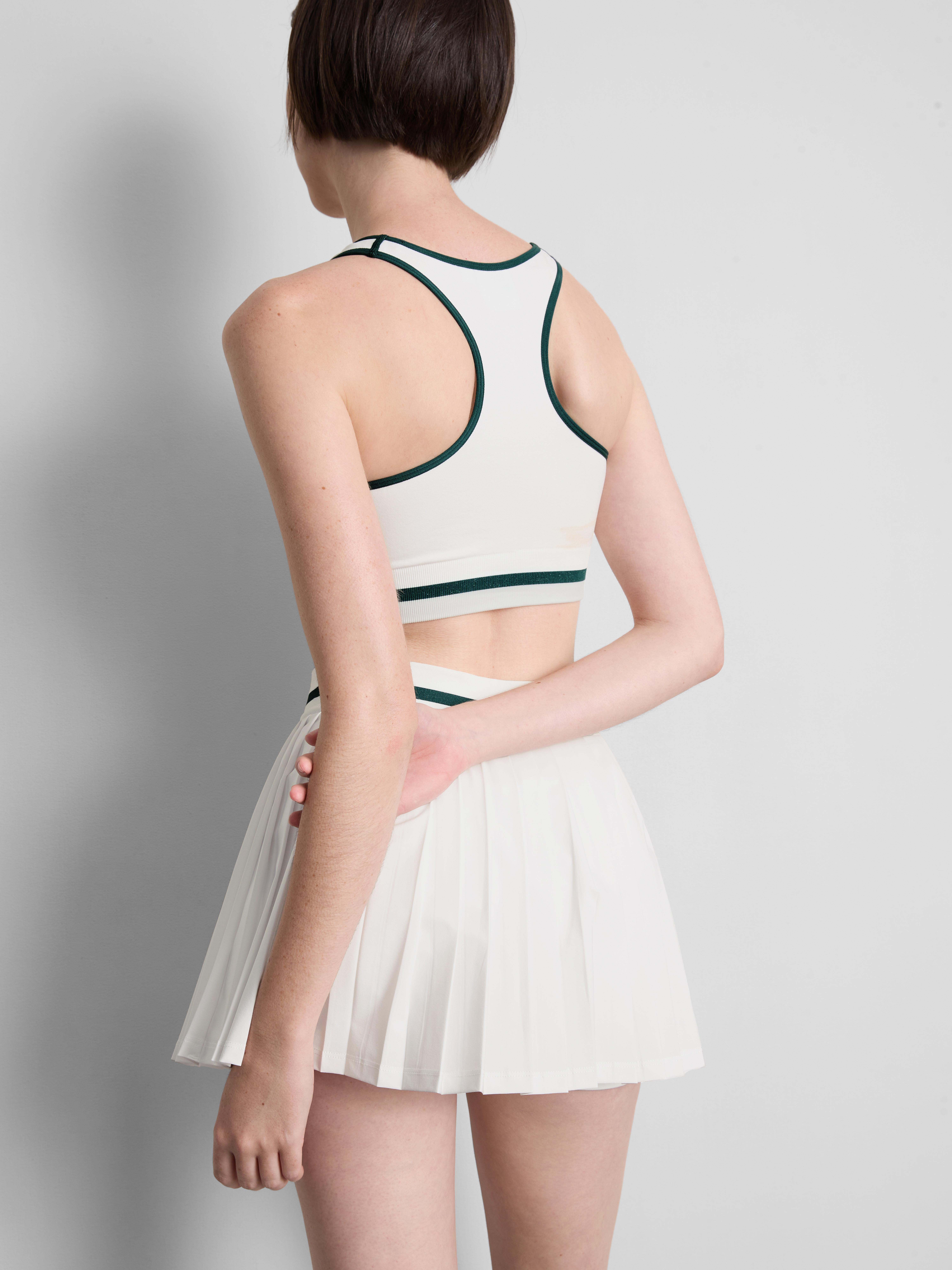 Bezešvý sportovní crop top Prince s výstřihem do V