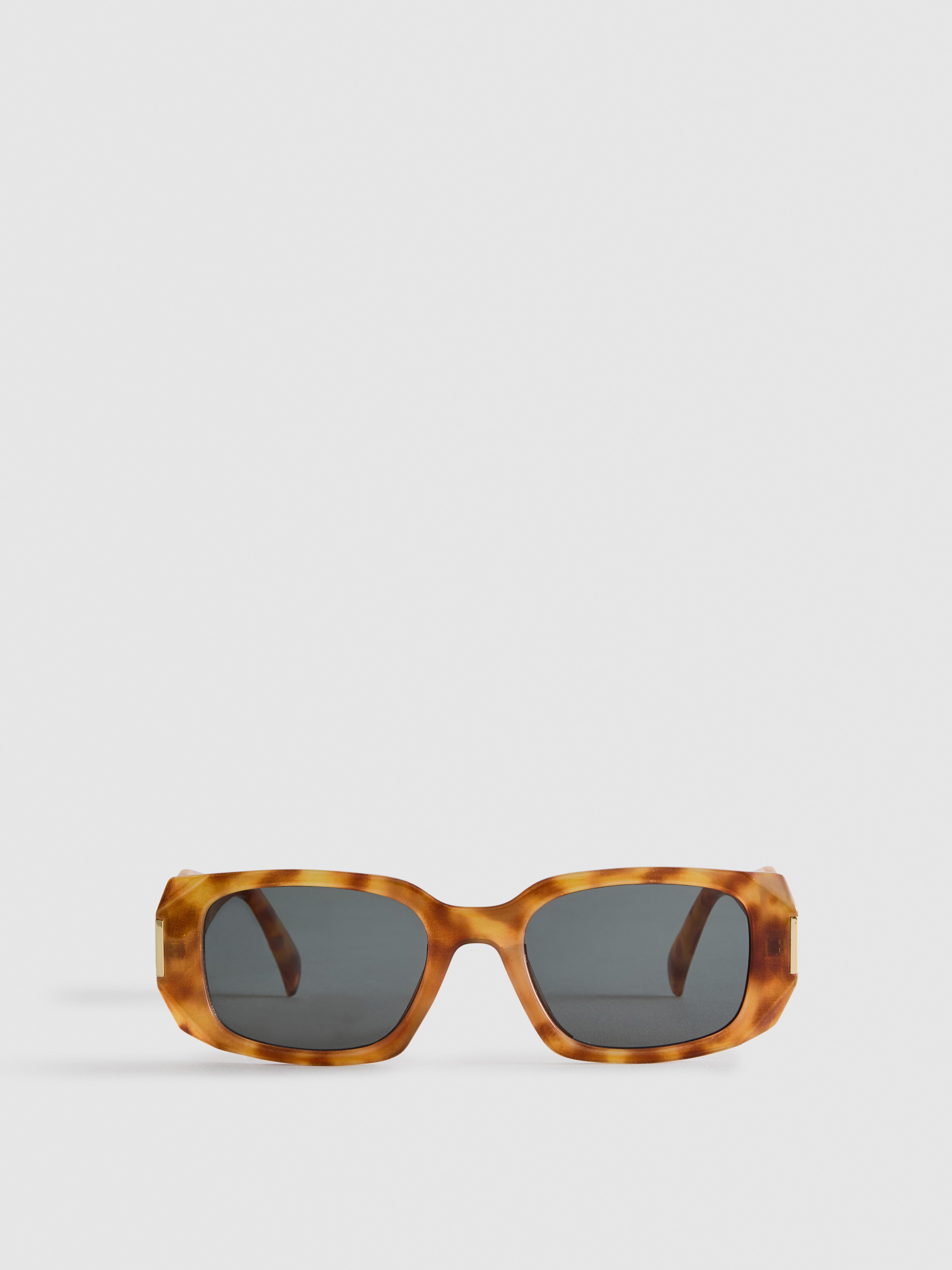 Gafas de sol rectangulares efecto carey