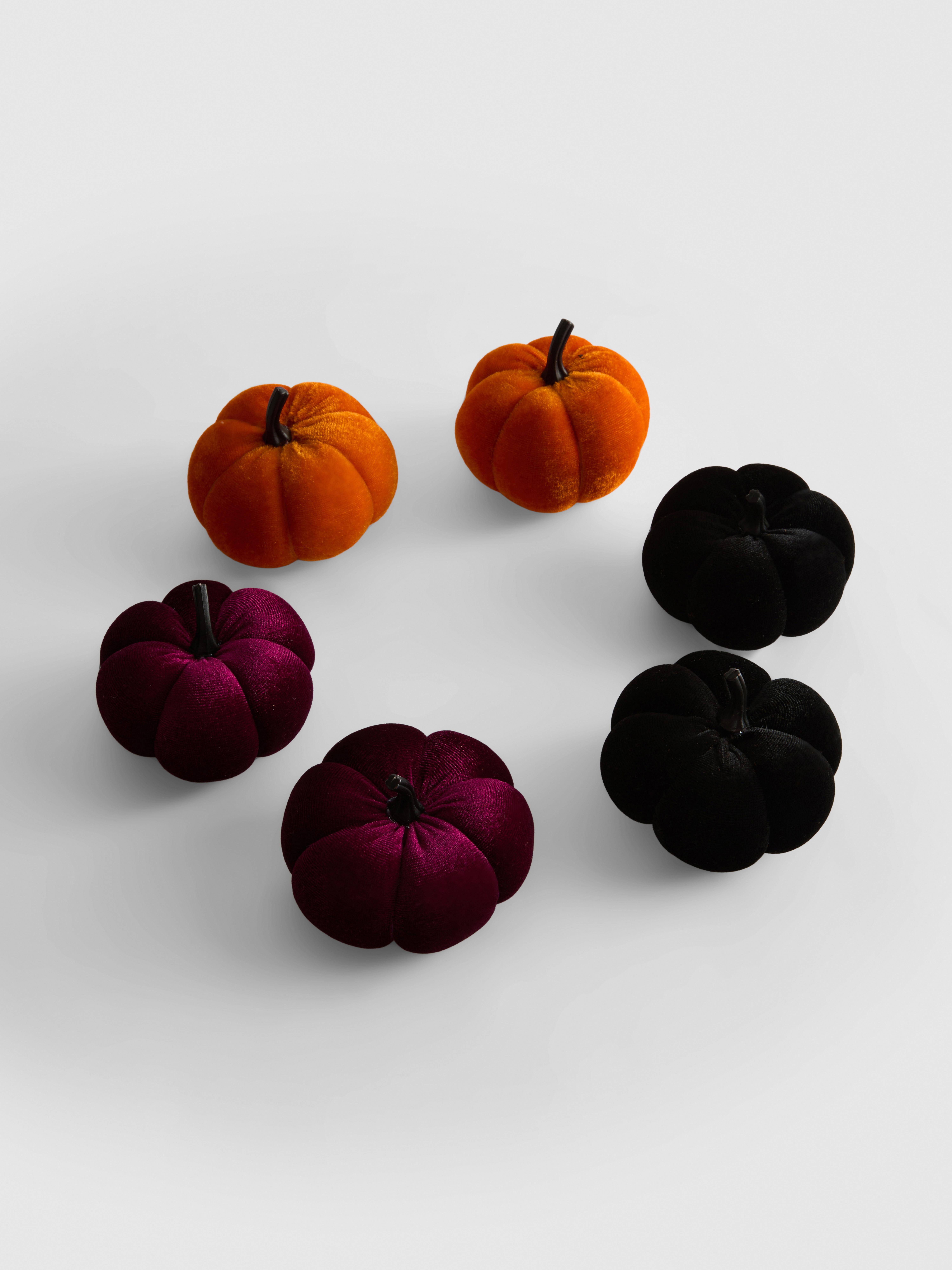 Lot de 6 décorations citrouilles en velours