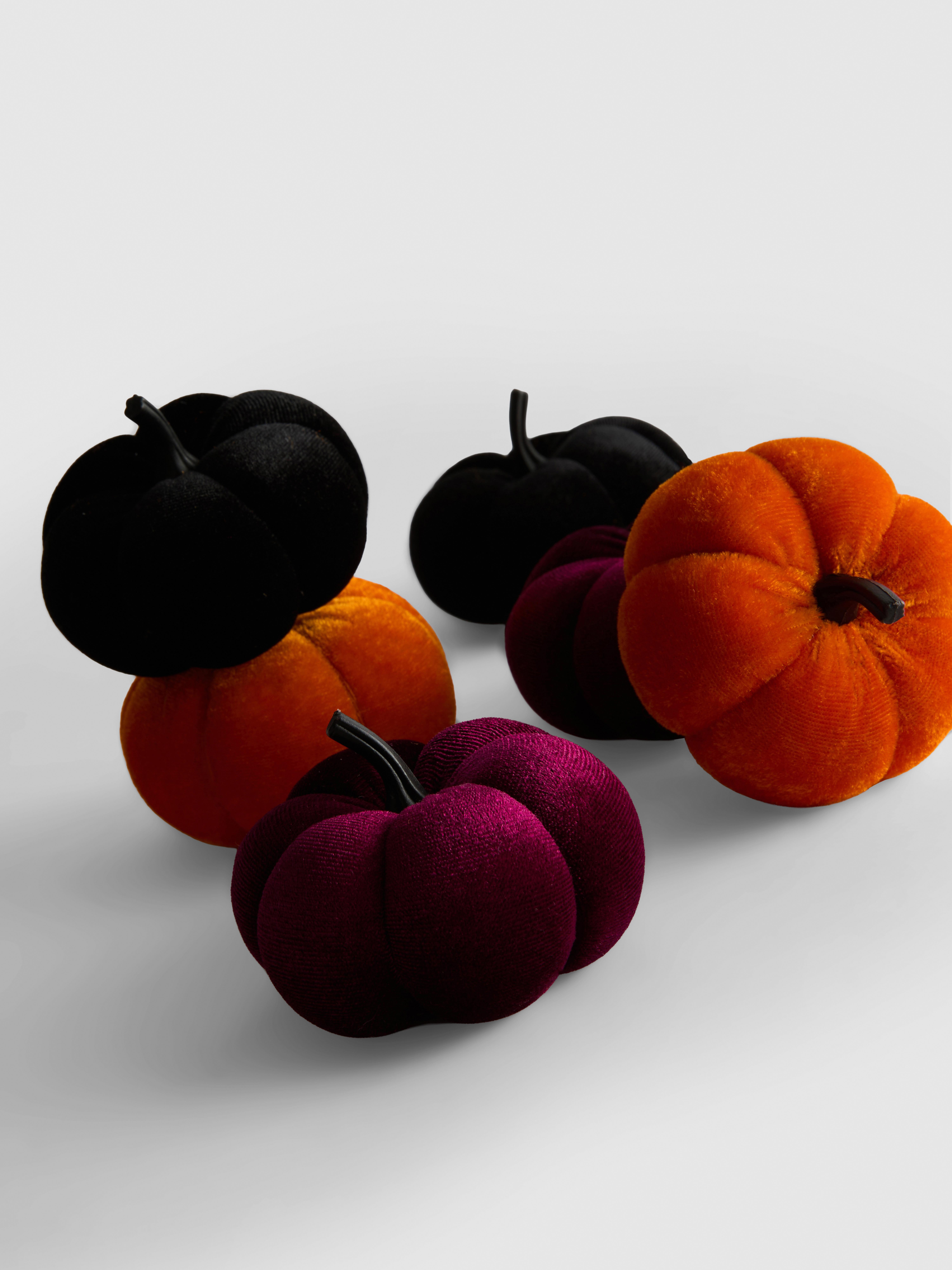 6pk Velvet Pumpkin Decorations