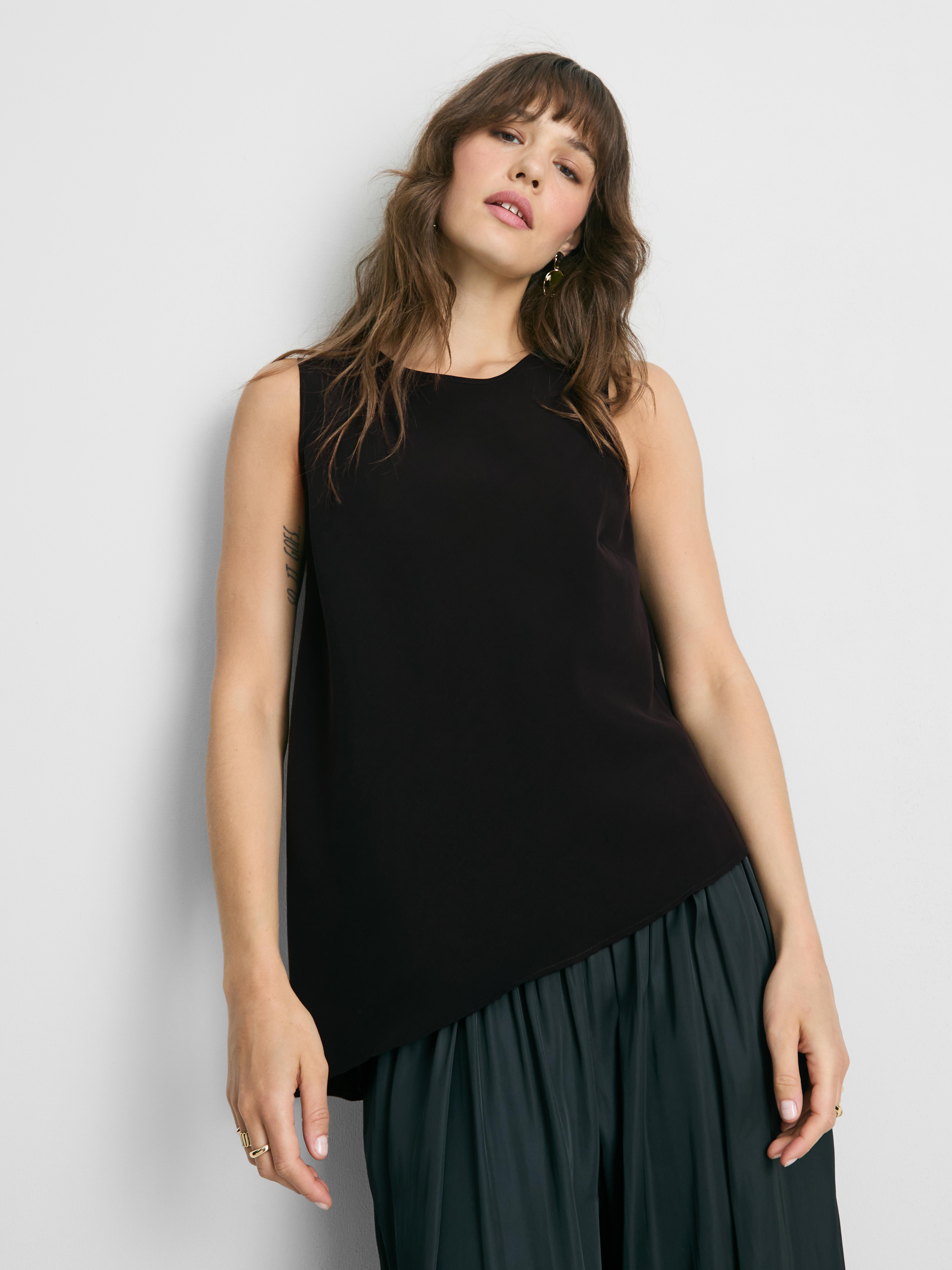 Asymmetric Hem Flowing Top