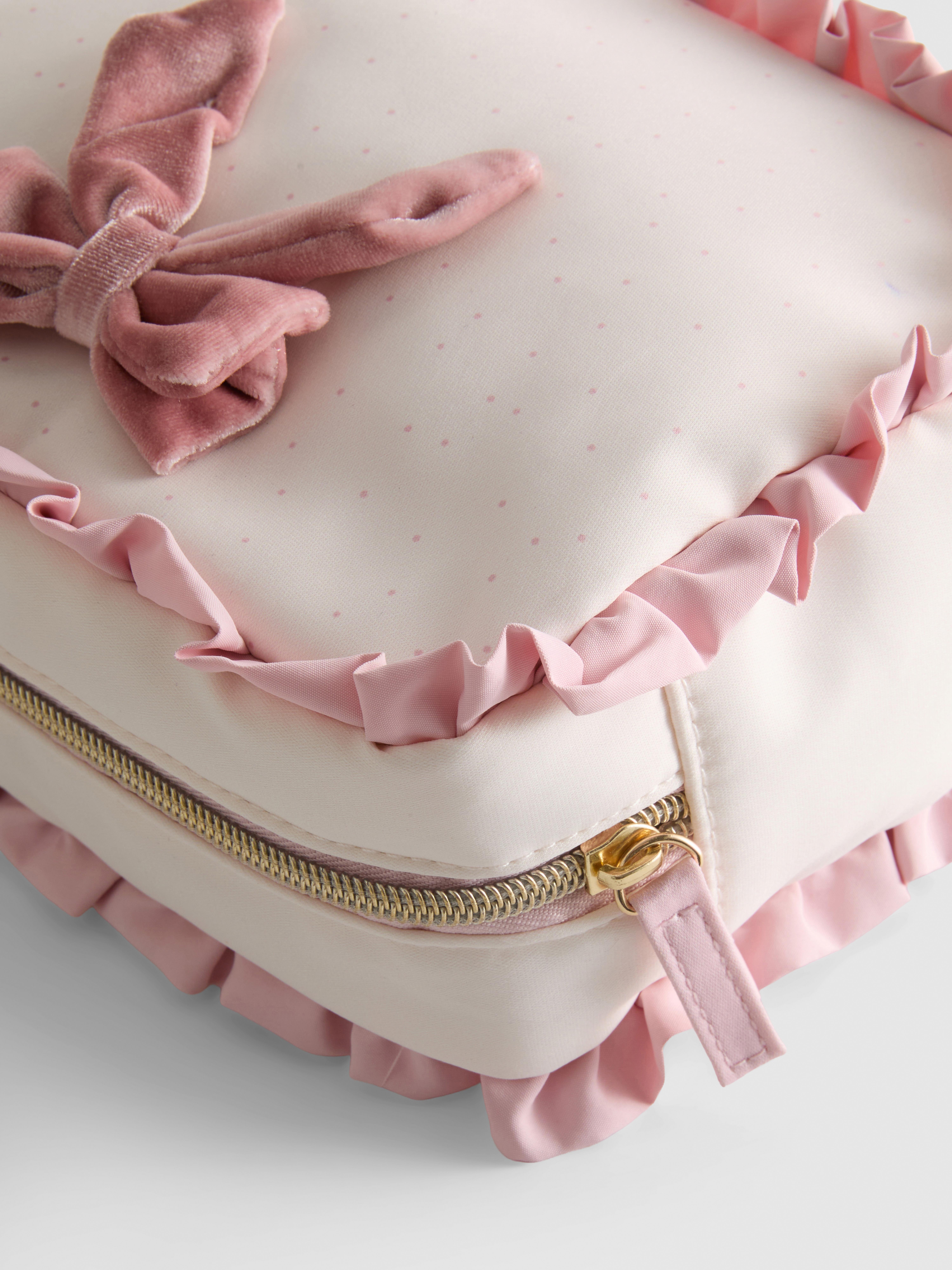 Bow Ruffle Wash Bag