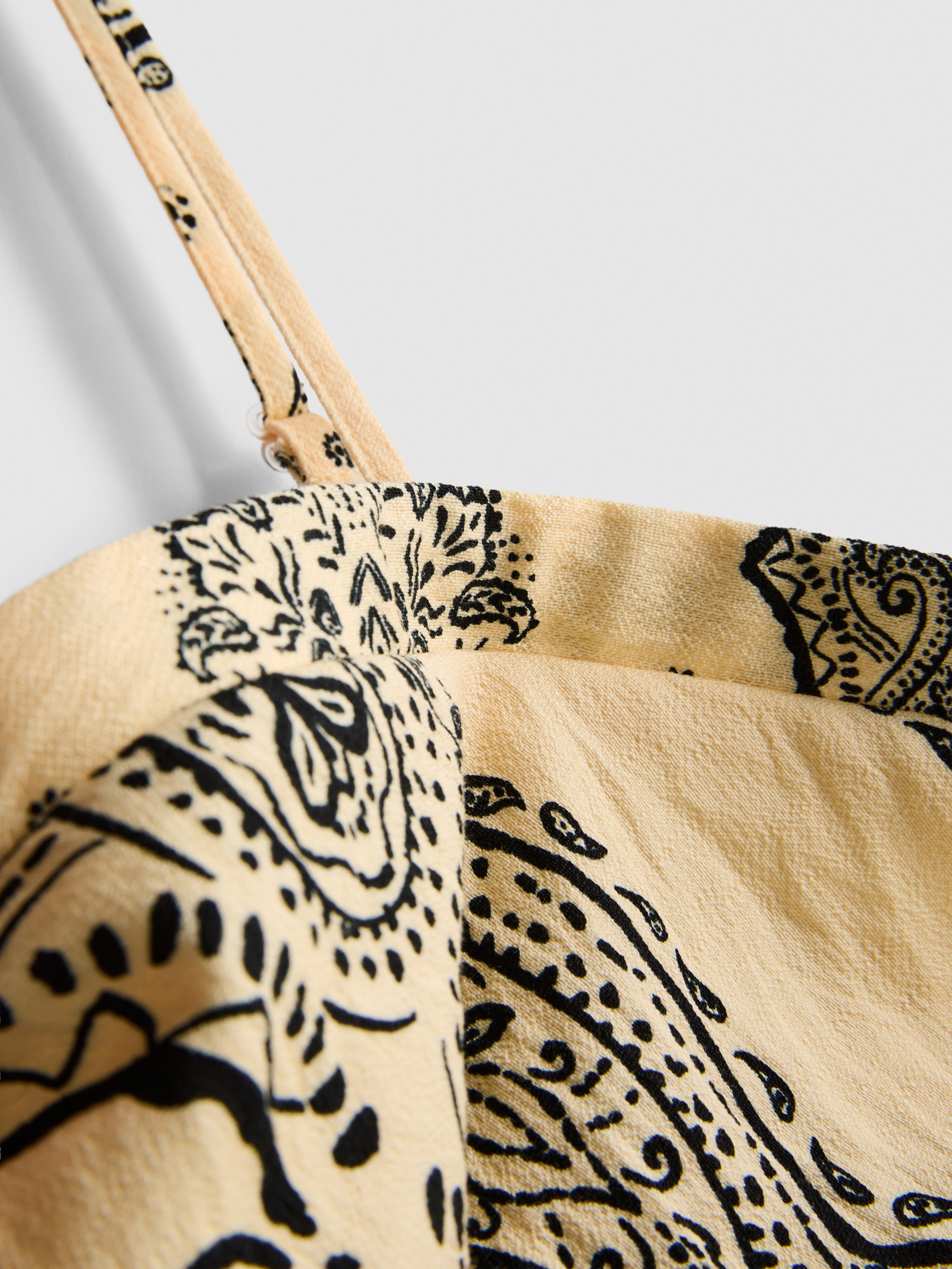 Cropped Paisley Bandana Top