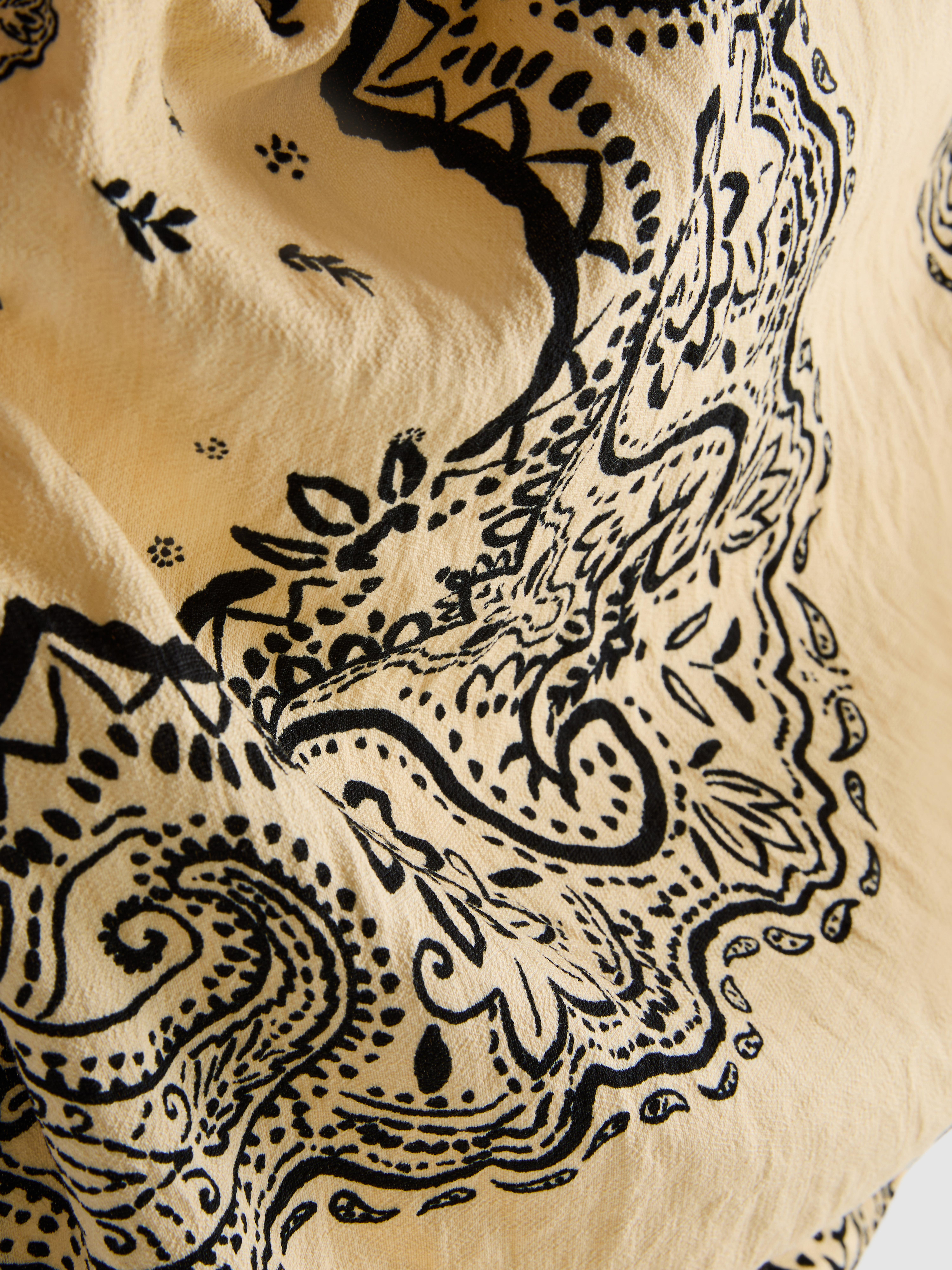 Cropped Paisley Bandana Top