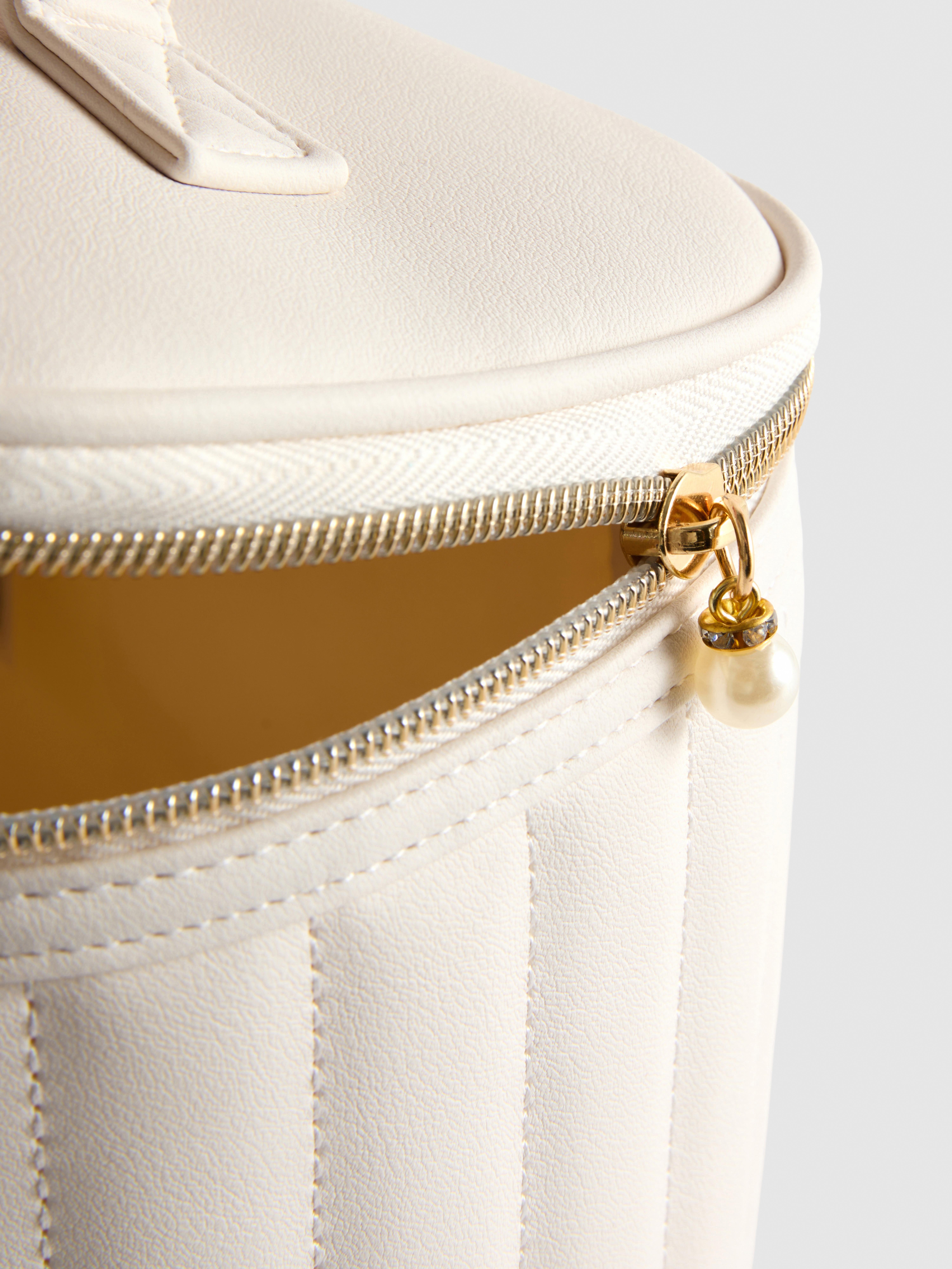 Faux Pearl Heart Vanity Case