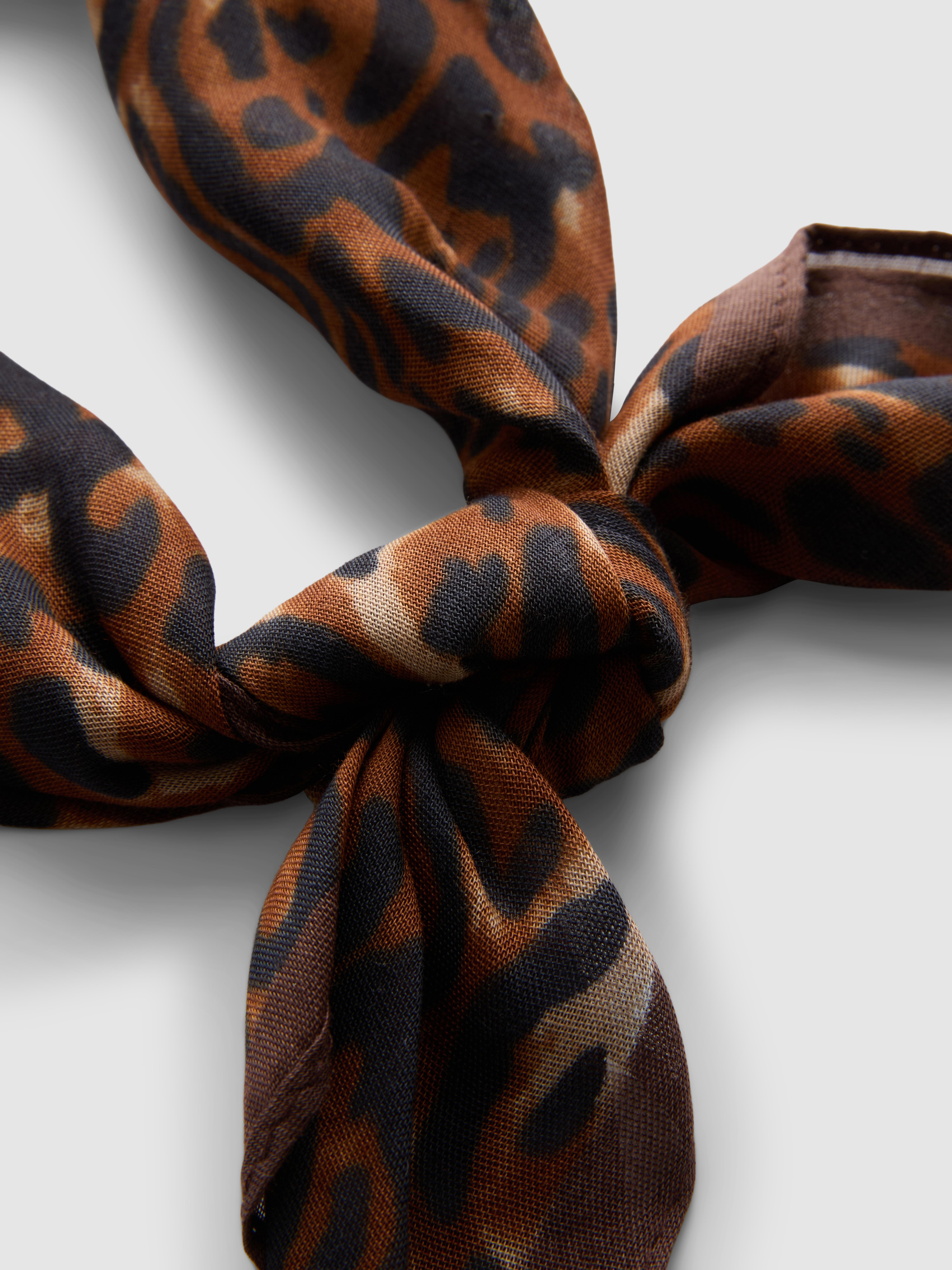 Foulard con stampa animalier