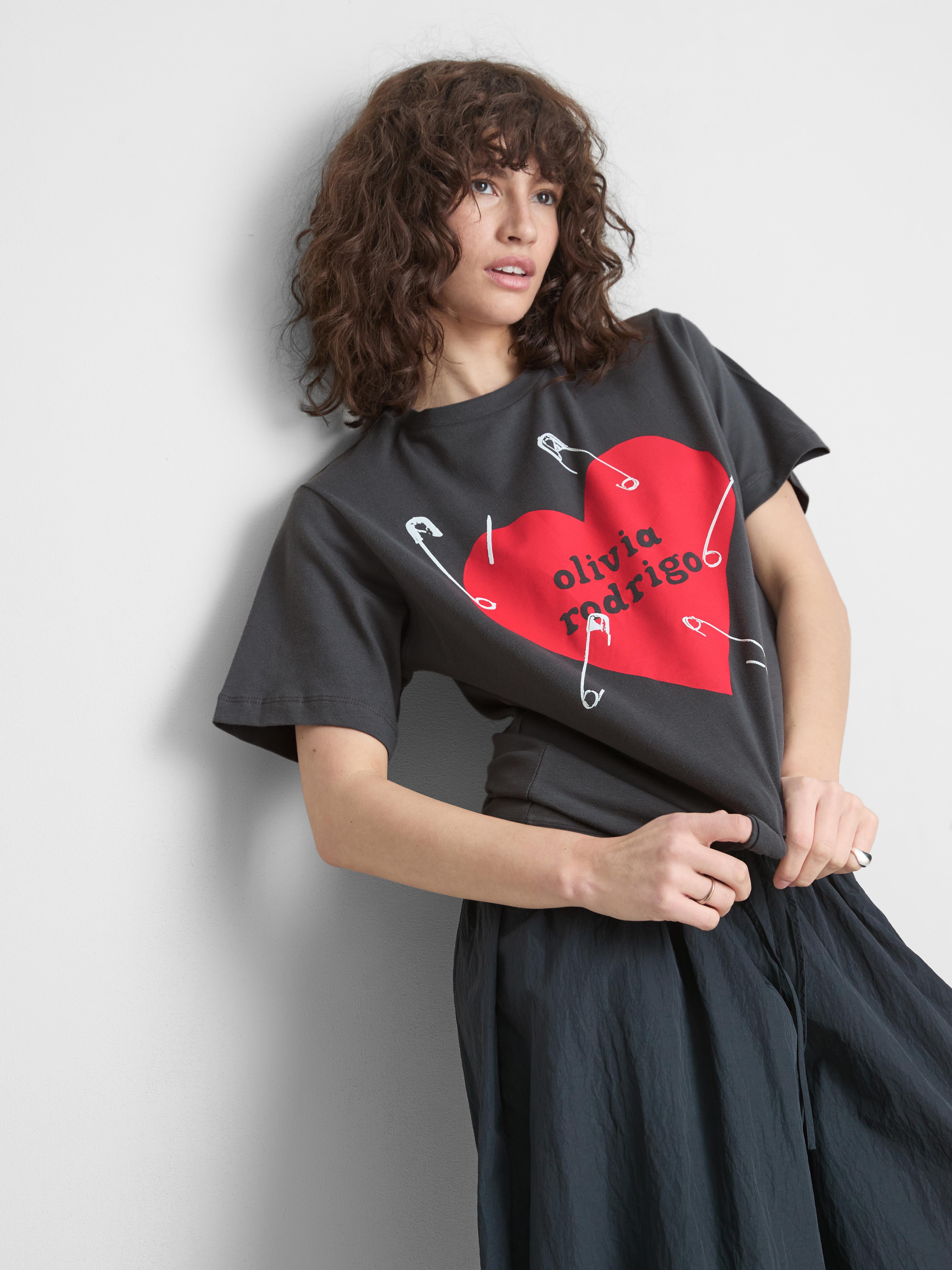 Relaxed Olivia Rodrigo Graphic Music Tee