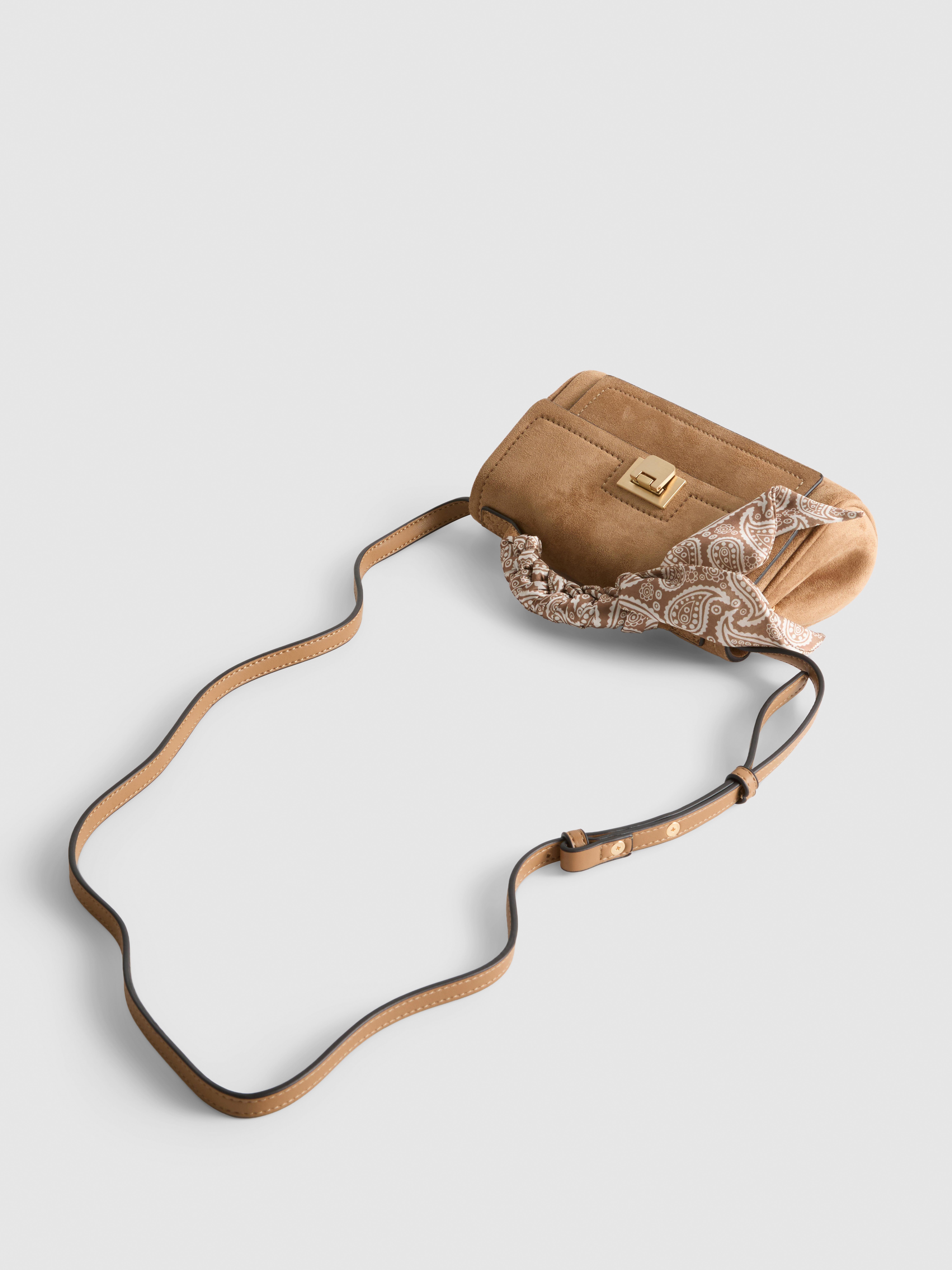 Scarf Handle Grab Bag