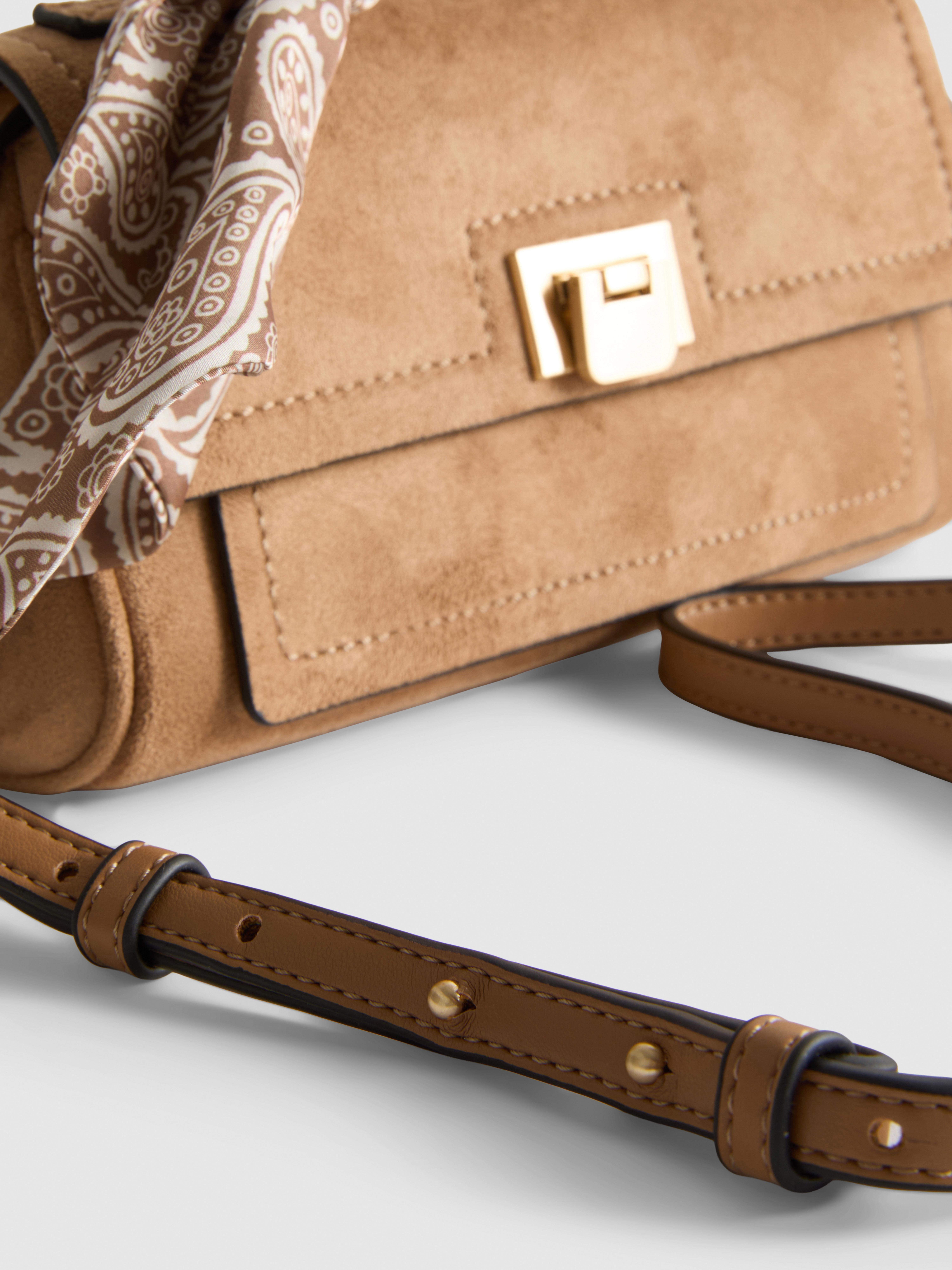 Scarf Handle Grab Bag