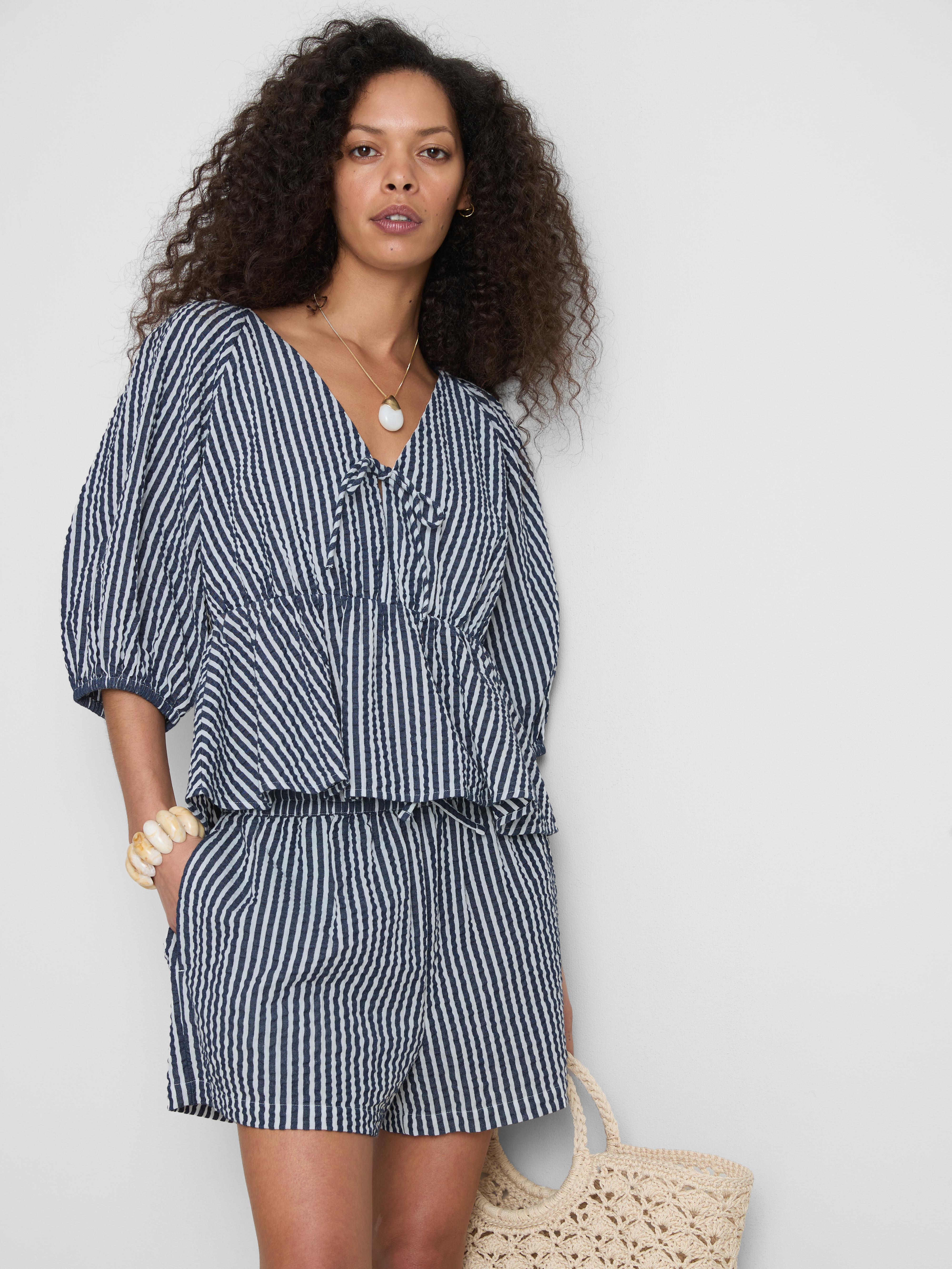 Blusa con mangas abombadas de Paula Echevarría